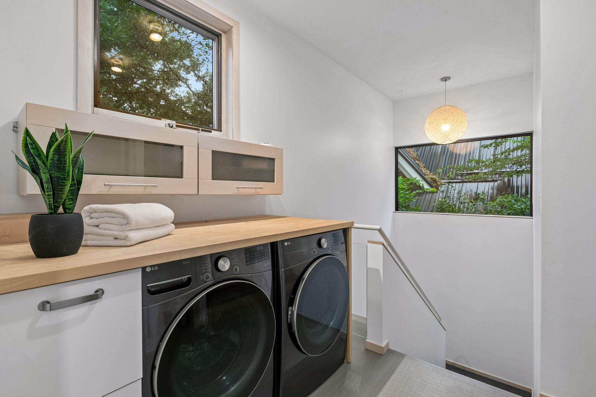 View of Residential at 1929 Ewing Avenue, Minneapolis MN 55416, Minneapolis (42 of 58) - Mike Wilen | Minnesota Team Real Estate