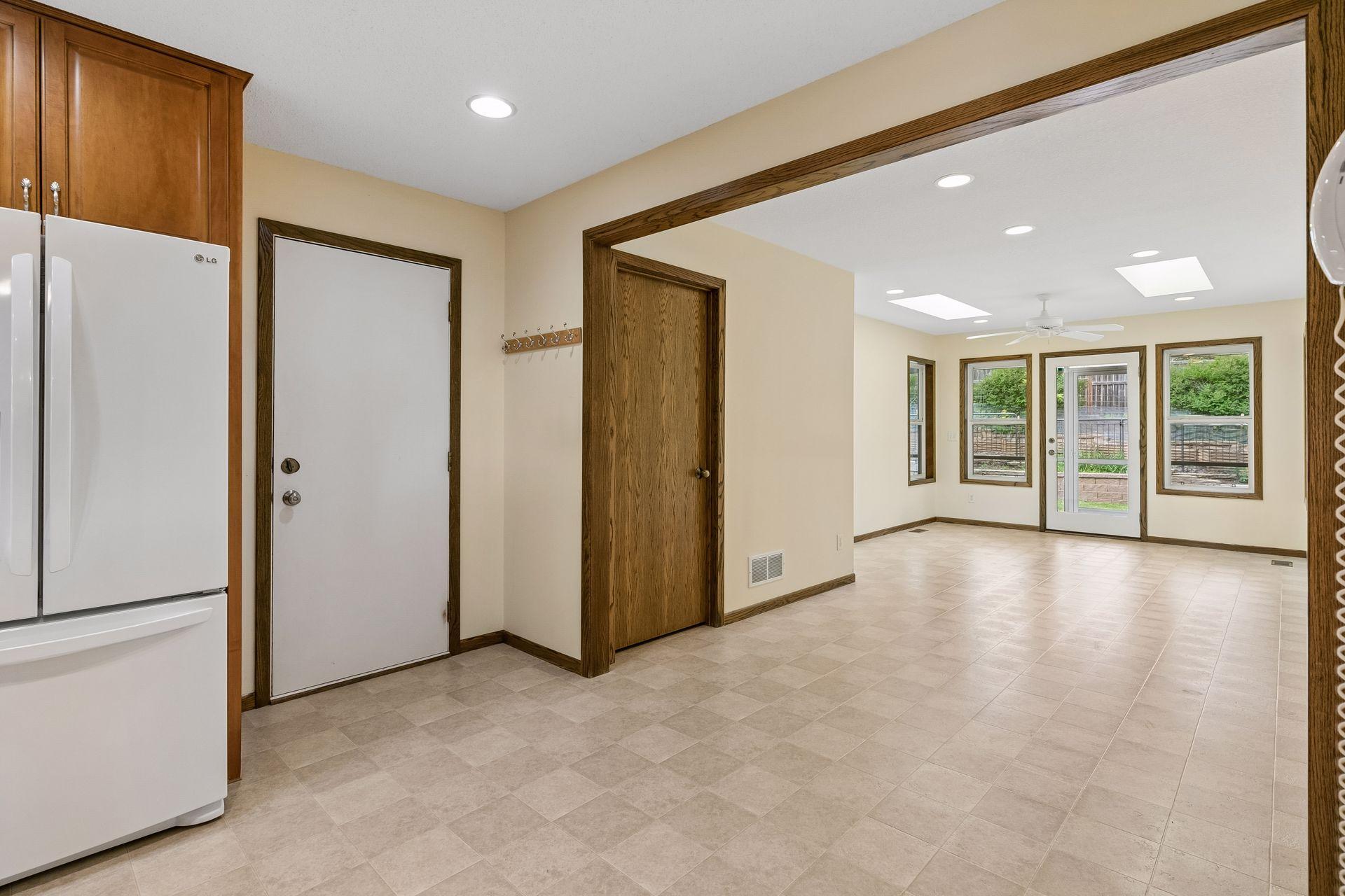 View of Residential at 5000 Normandale Hglds Drive, Bloomington MN 55437, Bloomington (13 of 44) - Mike Wilen | Minnesota Team Real Estate