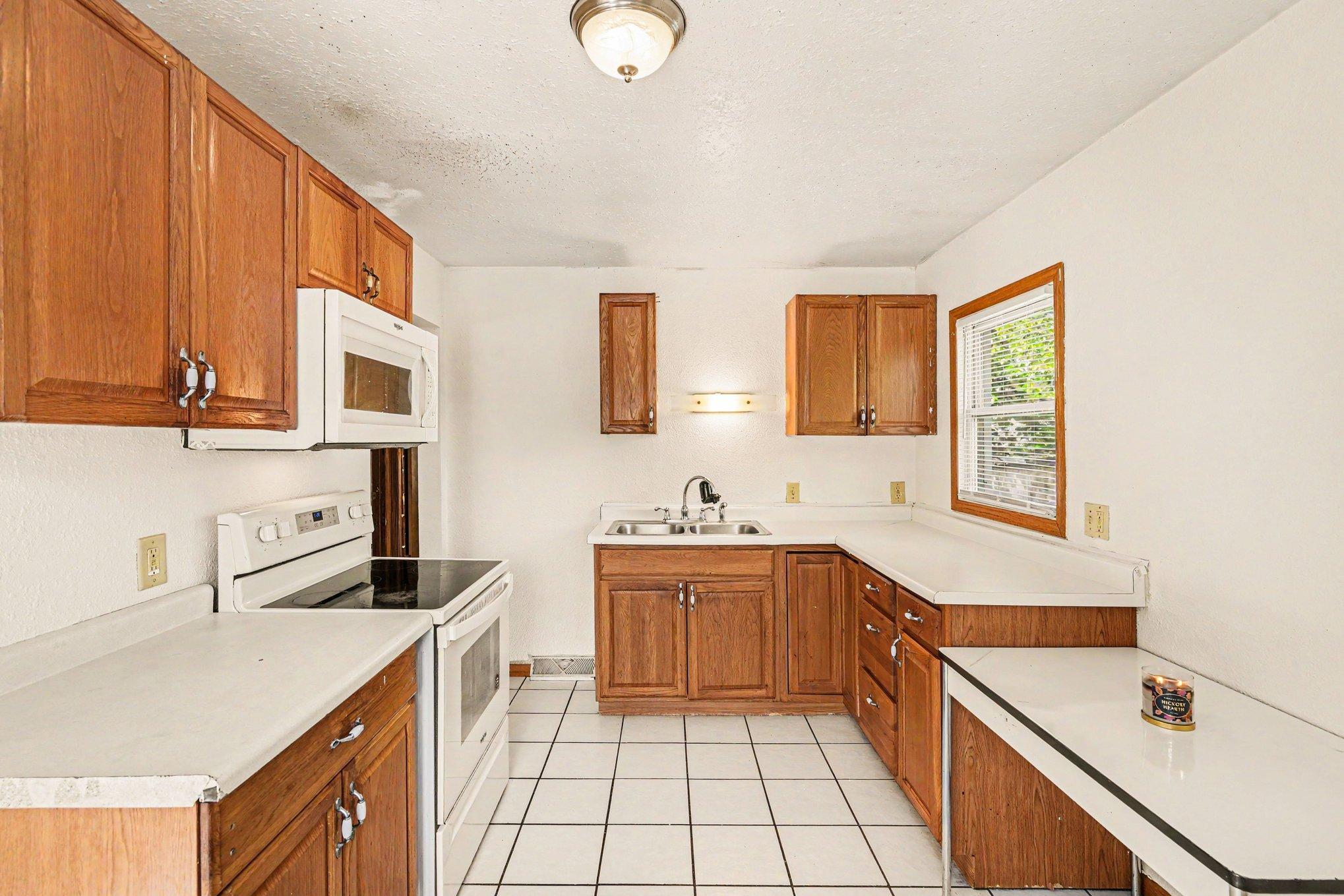 View of Residential at 1175 Cook Avenue, Saint Paul MN 55106, Saint Paul (4 of 29) - Mike Wilen | Minnesota Team Real Estate