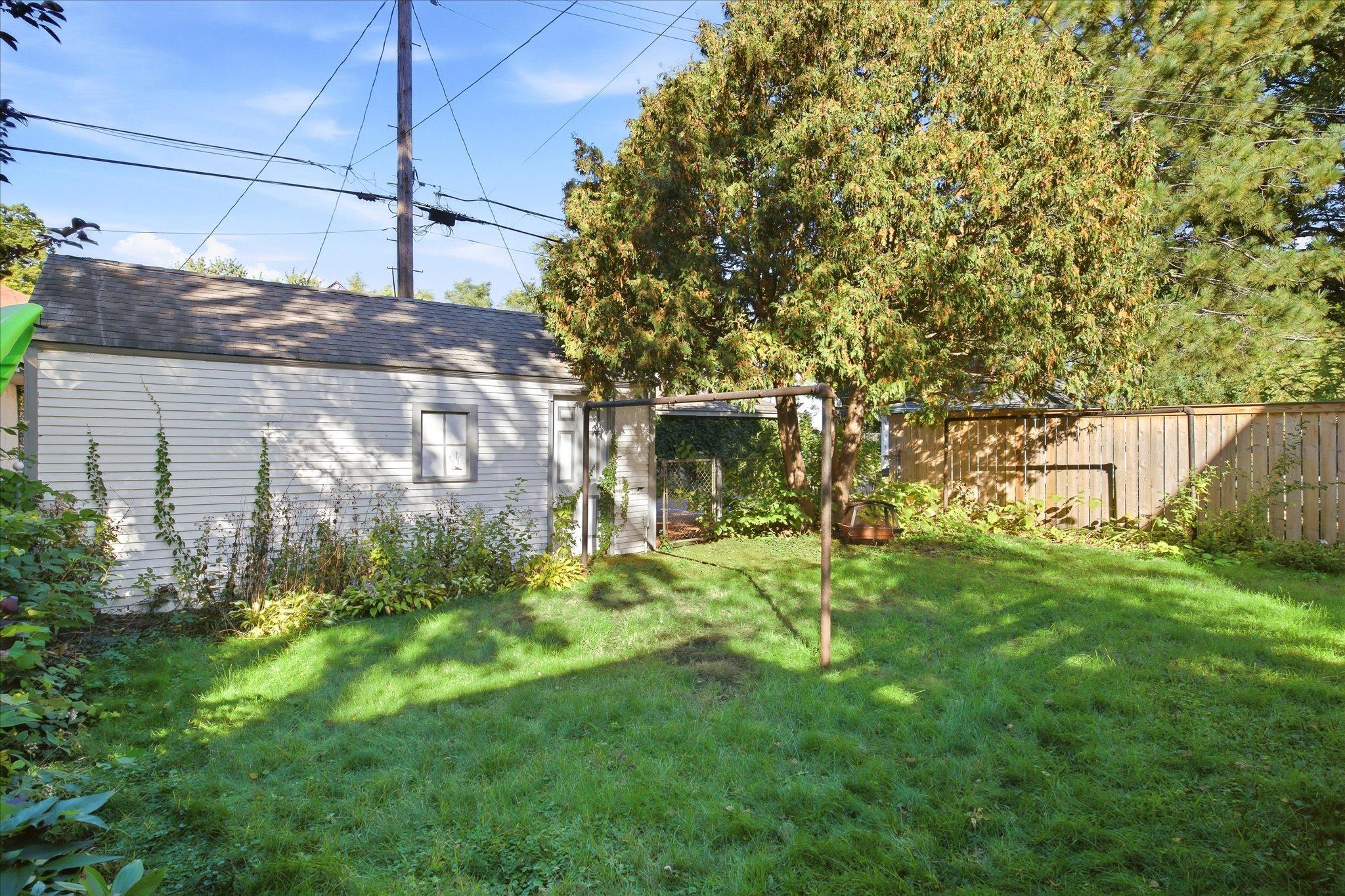 View of Residential at 3832 Garfield Avenue, Minneapolis MN 55409, Minneapolis (39 of 39) - Mike Wilen | Minnesota Team Real Estate