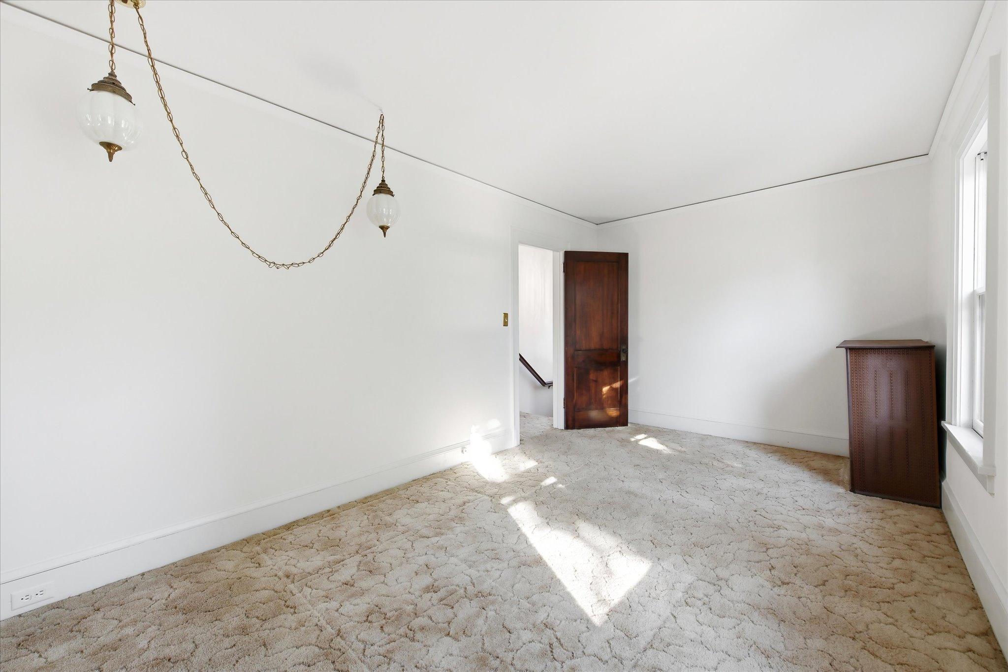 View of Residential at 3832 Garfield Avenue, Minneapolis MN 55409, Minneapolis (27 of 39) - Mike Wilen | Minnesota Team Real Estate
