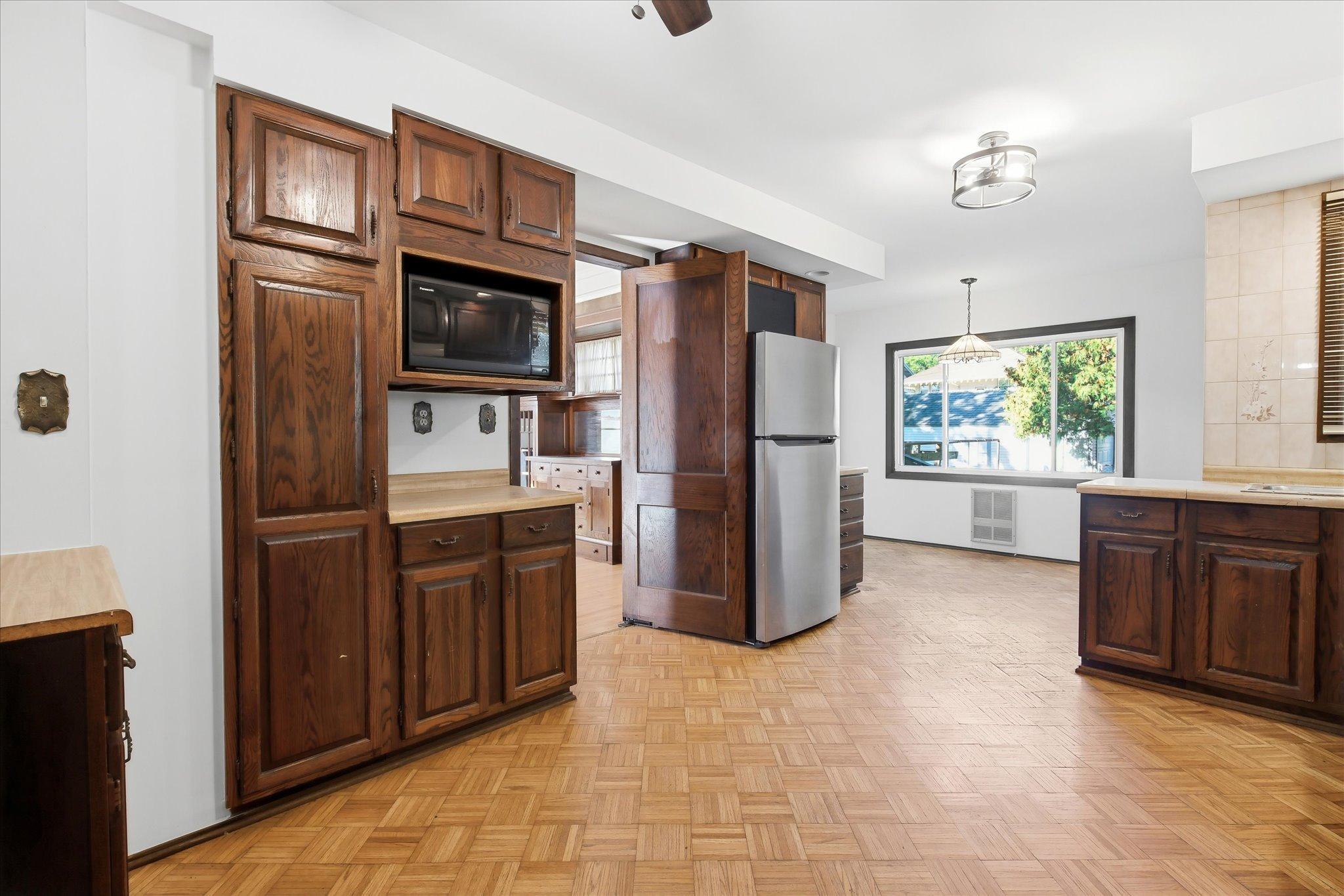 View of Residential at 3832 Garfield Avenue, Minneapolis MN 55409, Minneapolis (8 of 39) - Mike Wilen | Minnesota Team Real Estate