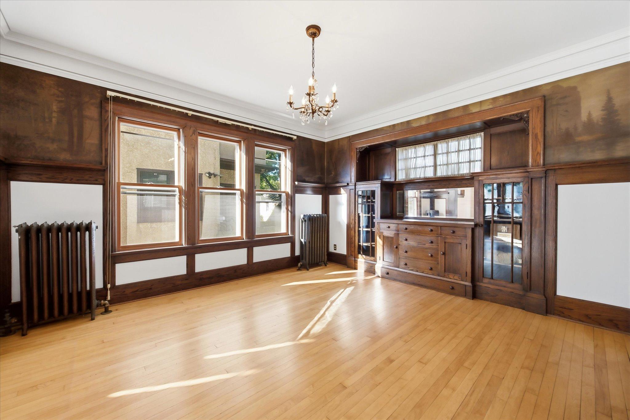 View of Residential at 3832 Garfield Avenue, Minneapolis MN 55409, Minneapolis (2 of 39) - Mike Wilen | Minnesota Team Real Estate