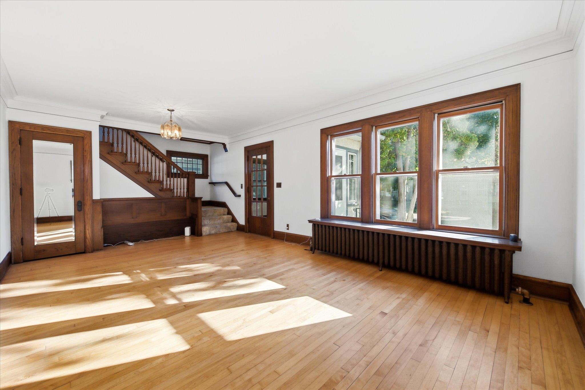 View of Residential at 3832 Garfield Avenue, Minneapolis MN 55409, Minneapolis (3 of 39) - Mike Wilen | Minnesota Team Real Estate