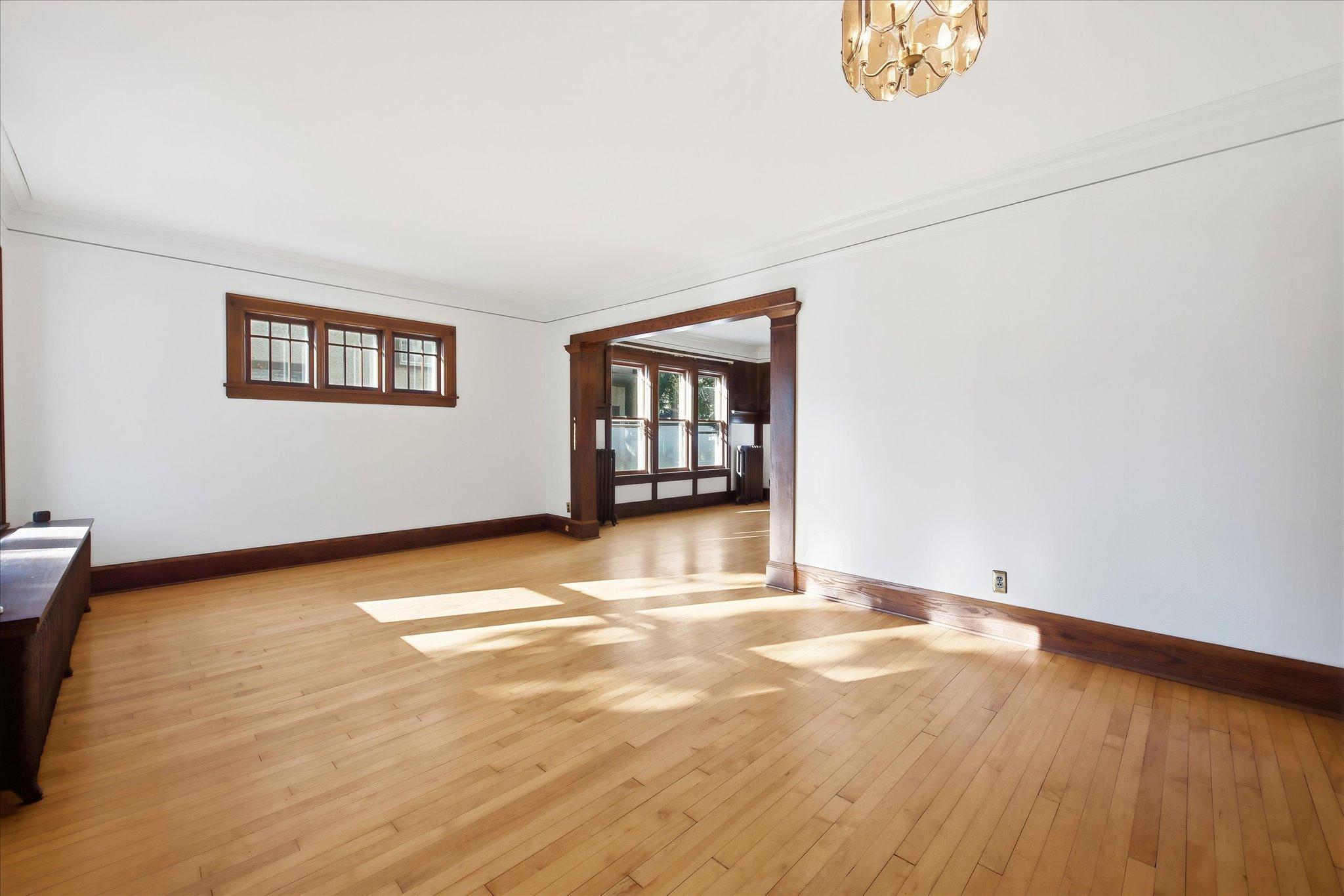 View of Residential at 3832 Garfield Avenue, Minneapolis MN 55409, Minneapolis (23 of 39) - Mike Wilen | Minnesota Team Real Estate