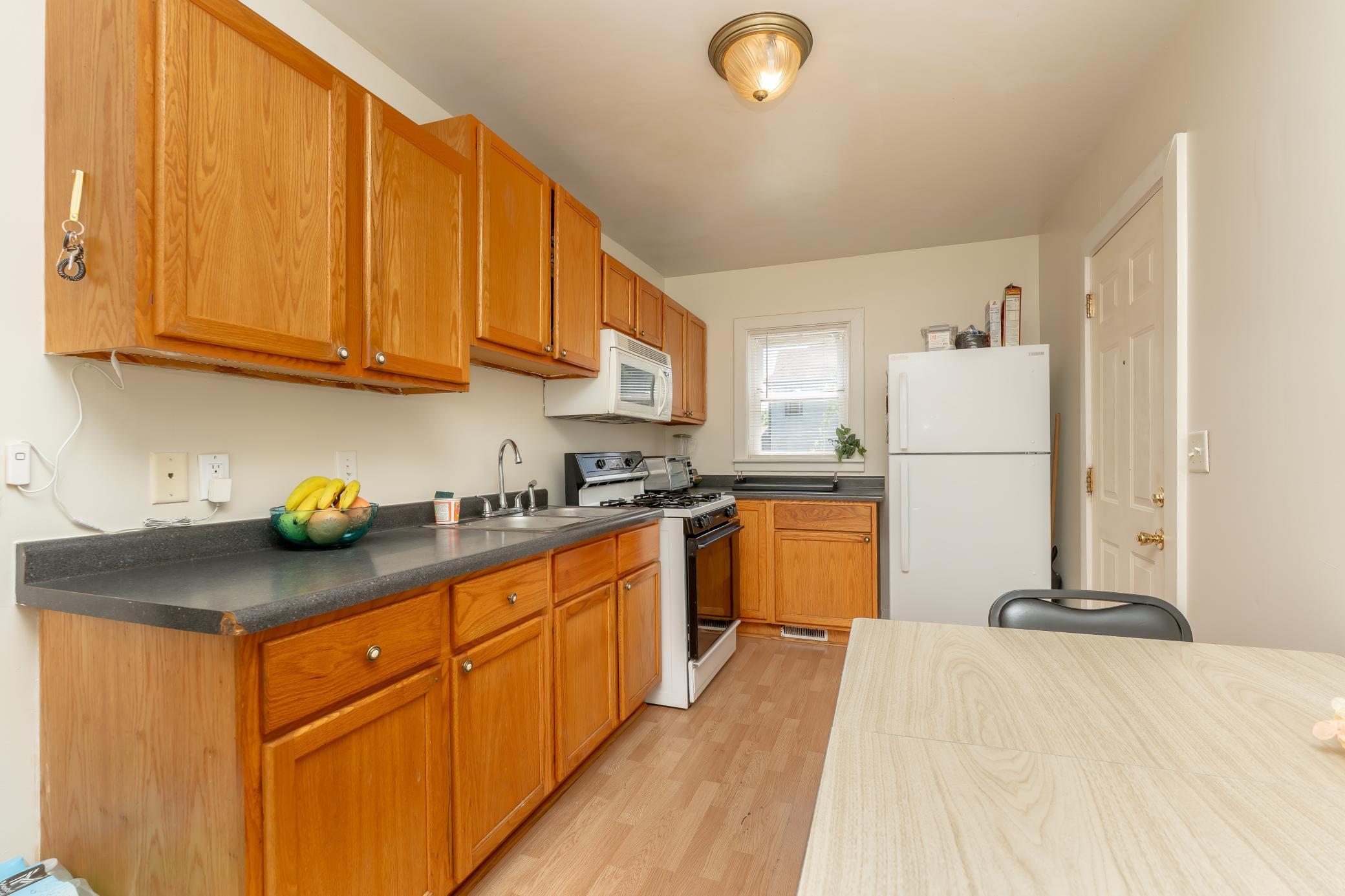 View of Residential at 2725 Penn Avenue, Minneapolis MN 55411, Minneapolis (2 of 14) - Mike Wilen | Minnesota Team Real Estate