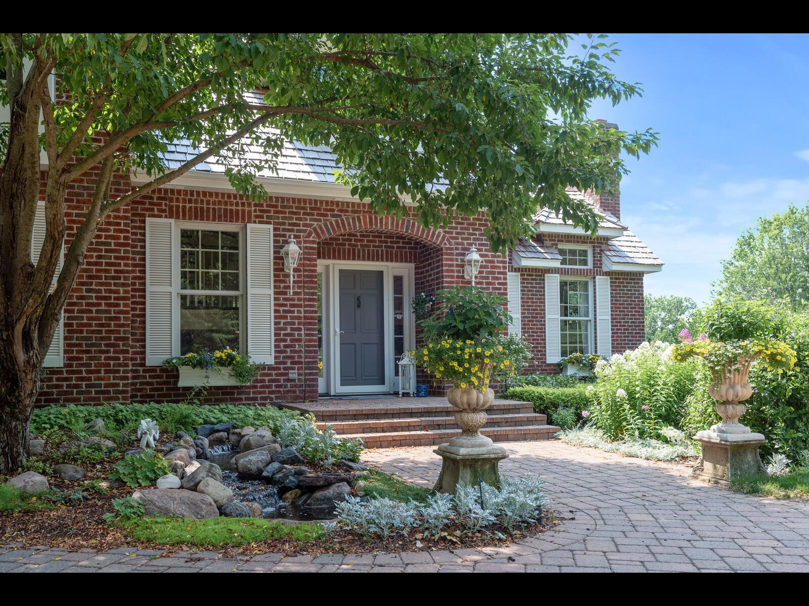 View of Residential at 7180 Kenmare Drive, Bloomington MN 55438, Bloomington (14 of 118) - Mike Wilen | Minnesota Team Real Estate