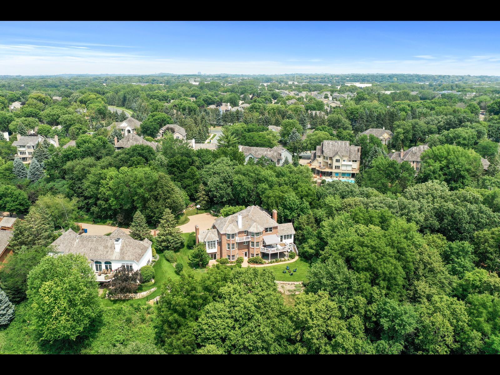 View of Residential at 7180 Kenmare Drive, Bloomington MN 55438, Bloomington (108 of 118) - Mike Wilen | Minnesota Team Real Estate