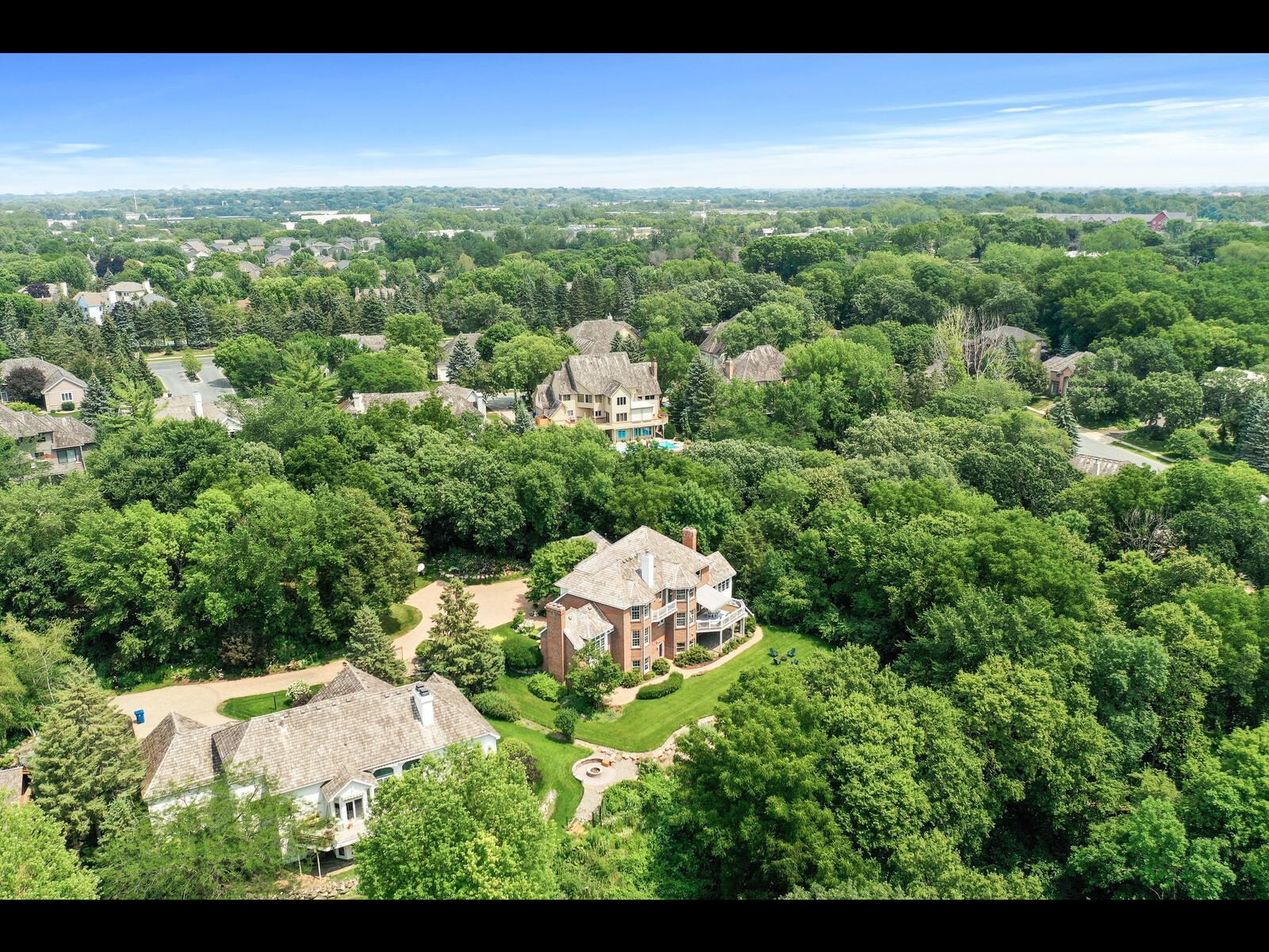 View of Residential at 7180 Kenmare Drive, Bloomington MN 55438, Bloomington (107 of 118) - Mike Wilen | Minnesota Team Real Estate