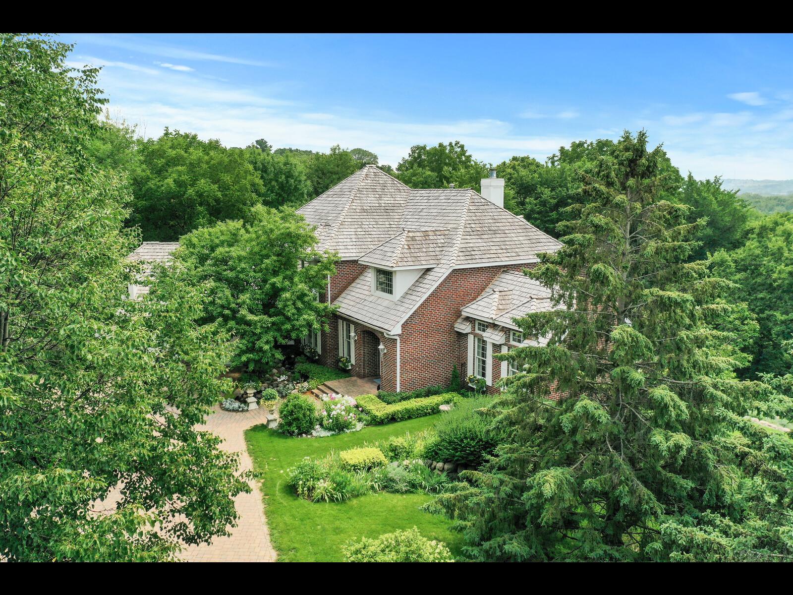 View of Residential at 7180 Kenmare Drive, Bloomington MN 55438, Bloomington (98 of 118) - Mike Wilen | Minnesota Team Real Estate