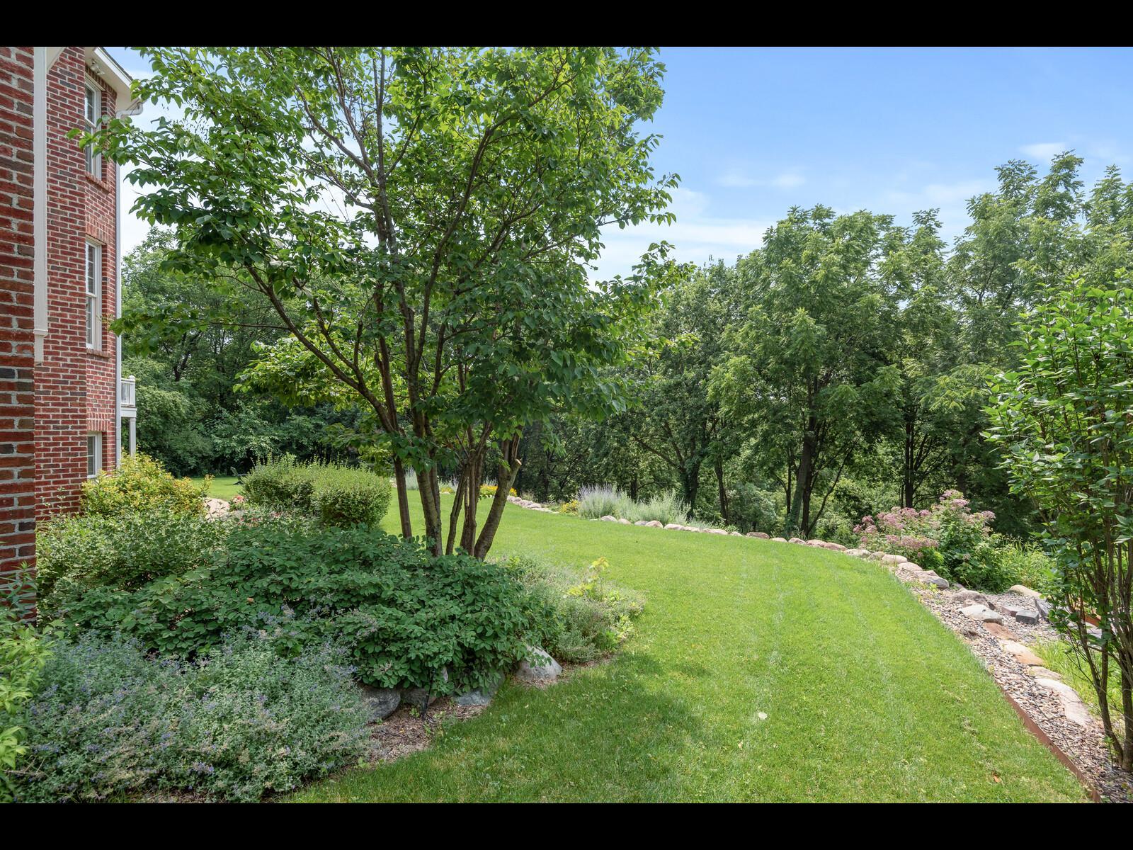 View of Residential at 7180 Kenmare Drive, Bloomington MN 55438, Bloomington (88 of 118) - Mike Wilen | Minnesota Team Real Estate