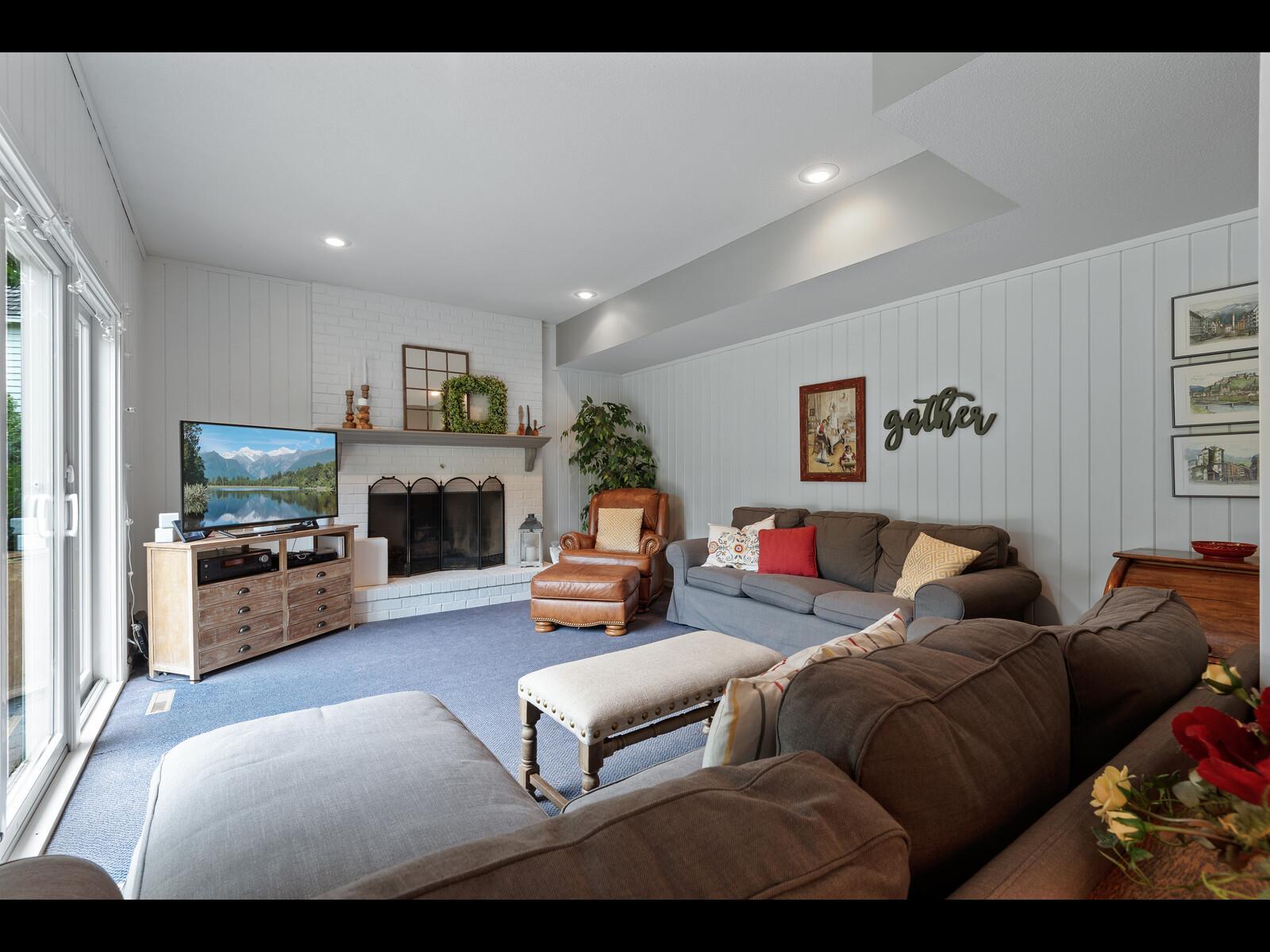 View of Residential at 7180 Kenmare Drive, Bloomington MN 55438, Bloomington (75 of 118) - Mike Wilen | Minnesota Team Real Estate