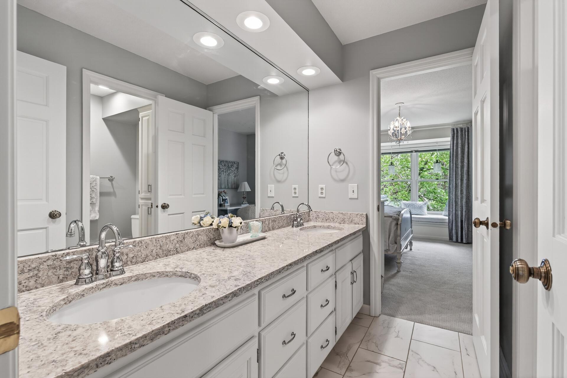 View of Residential at 7180 Kenmare Drive, Bloomington MN 55438, Bloomington (65 of 118) - Mike Wilen | Minnesota Team Real Estate