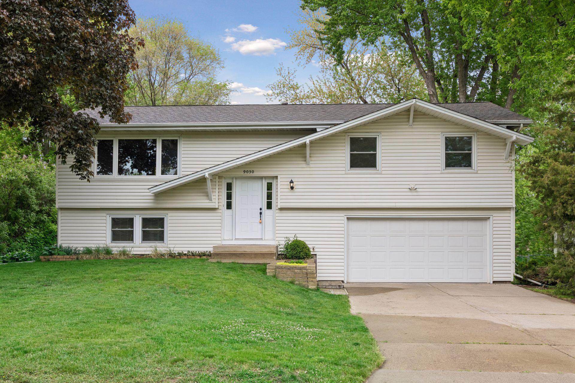 View of Residential at 9030 45th Avenue, New Hope MN 55428, New Hope - Mike Wilen | Minnesota Team Real Estate