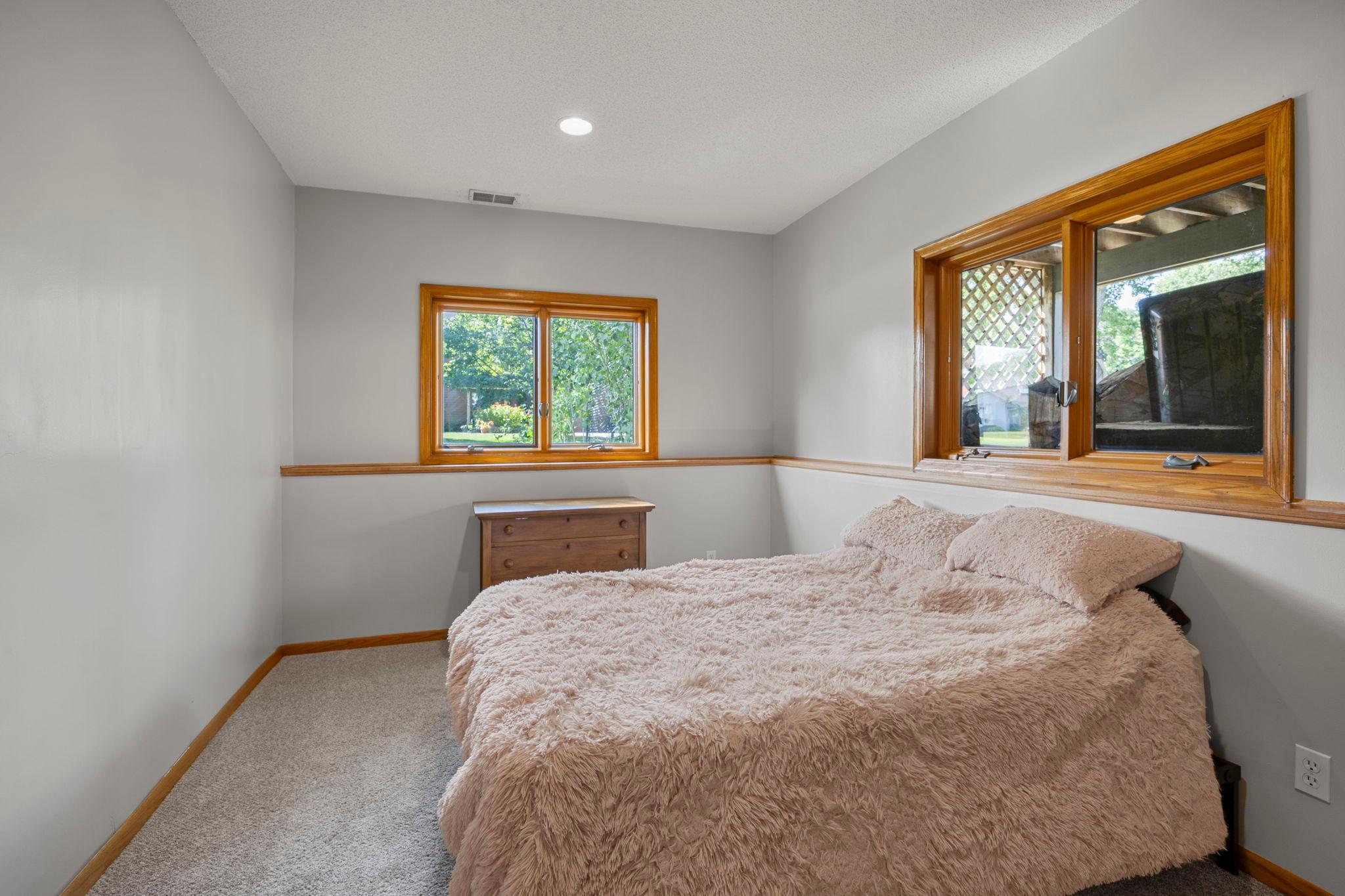 View of Residential at 13635 Gardenia Path, Apple Valley MN 55124, Apple Valley (26 of 33) - Mike Wilen | Minnesota Team Real Estate