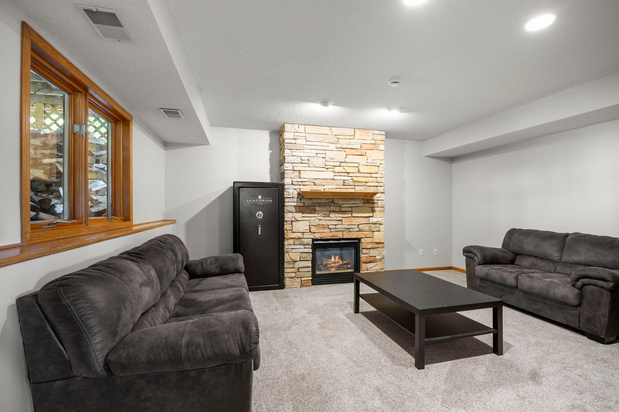 View of Residential at 13635 Gardenia Path, Apple Valley MN 55124, Apple Valley (24 of 33) - Mike Wilen | Minnesota Team Real Estate