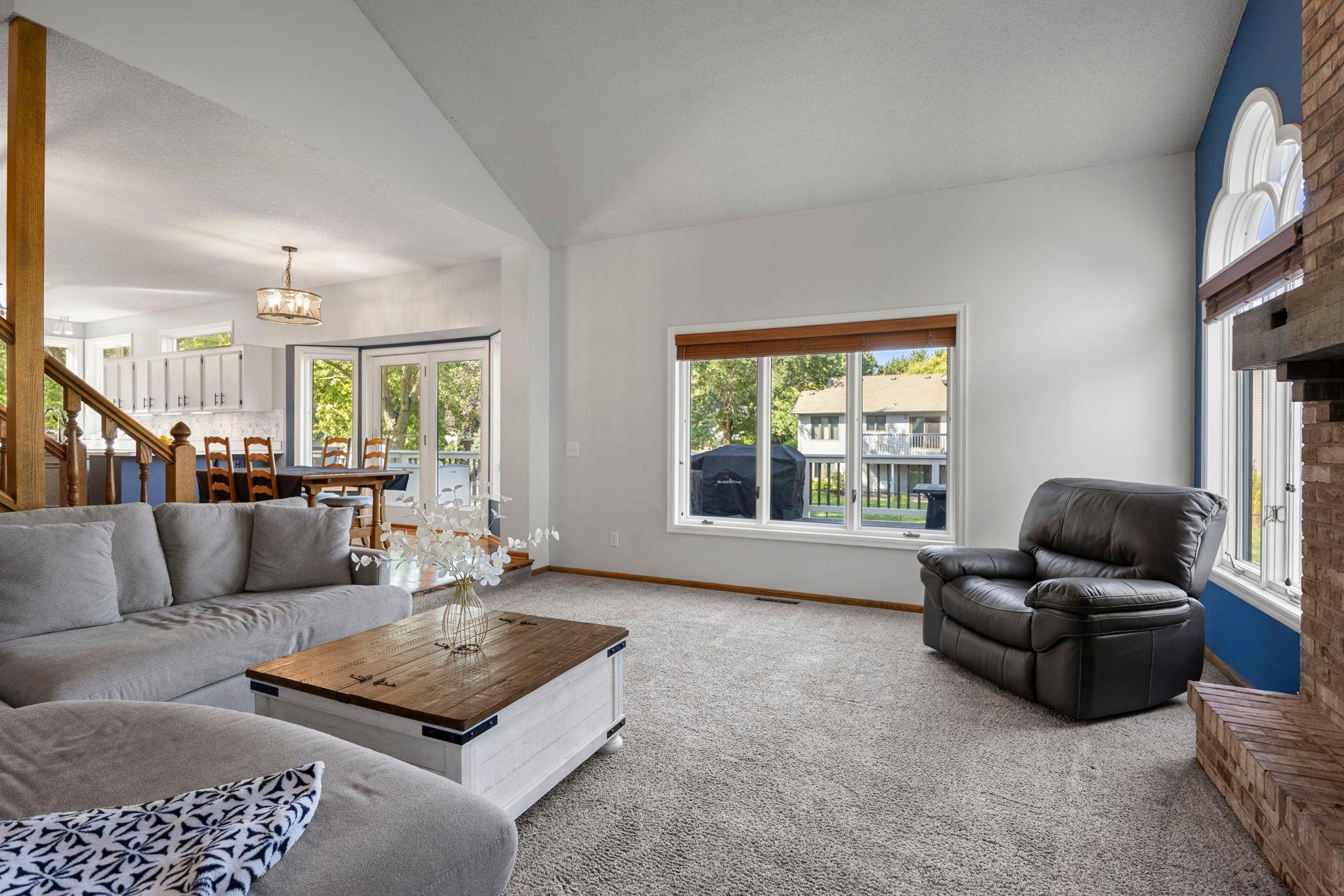 View of Residential at 13635 Gardenia Path, Apple Valley MN 55124, Apple Valley (10 of 33) - Mike Wilen | Minnesota Team Real Estate
