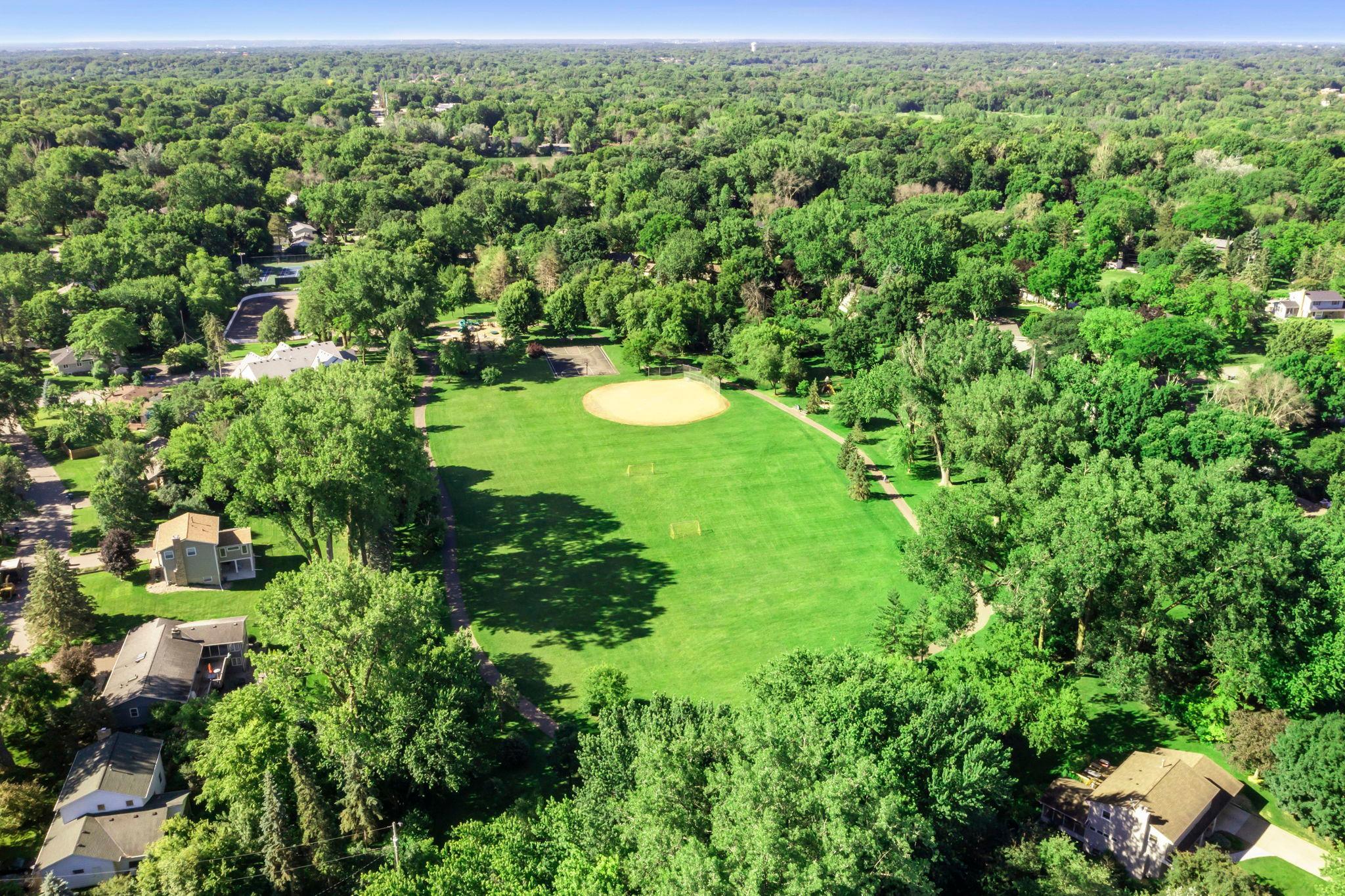 View of Residential at 16633 Temple Drive, Minnetonka MN 55345, Minnetonka (47 of 51) - Mike Wilen | Minnesota Team Real Estate