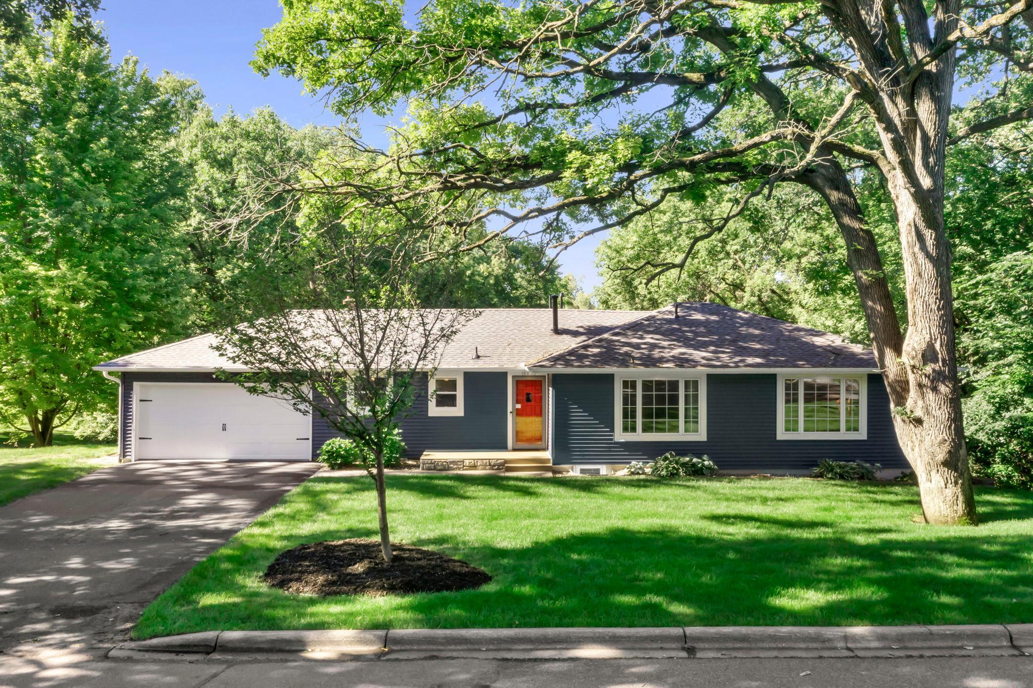 View of Residential at 16633 Temple Drive, Minnetonka MN 55345, Minnetonka (49 of 51) - Mike Wilen | Minnesota Team Real Estate