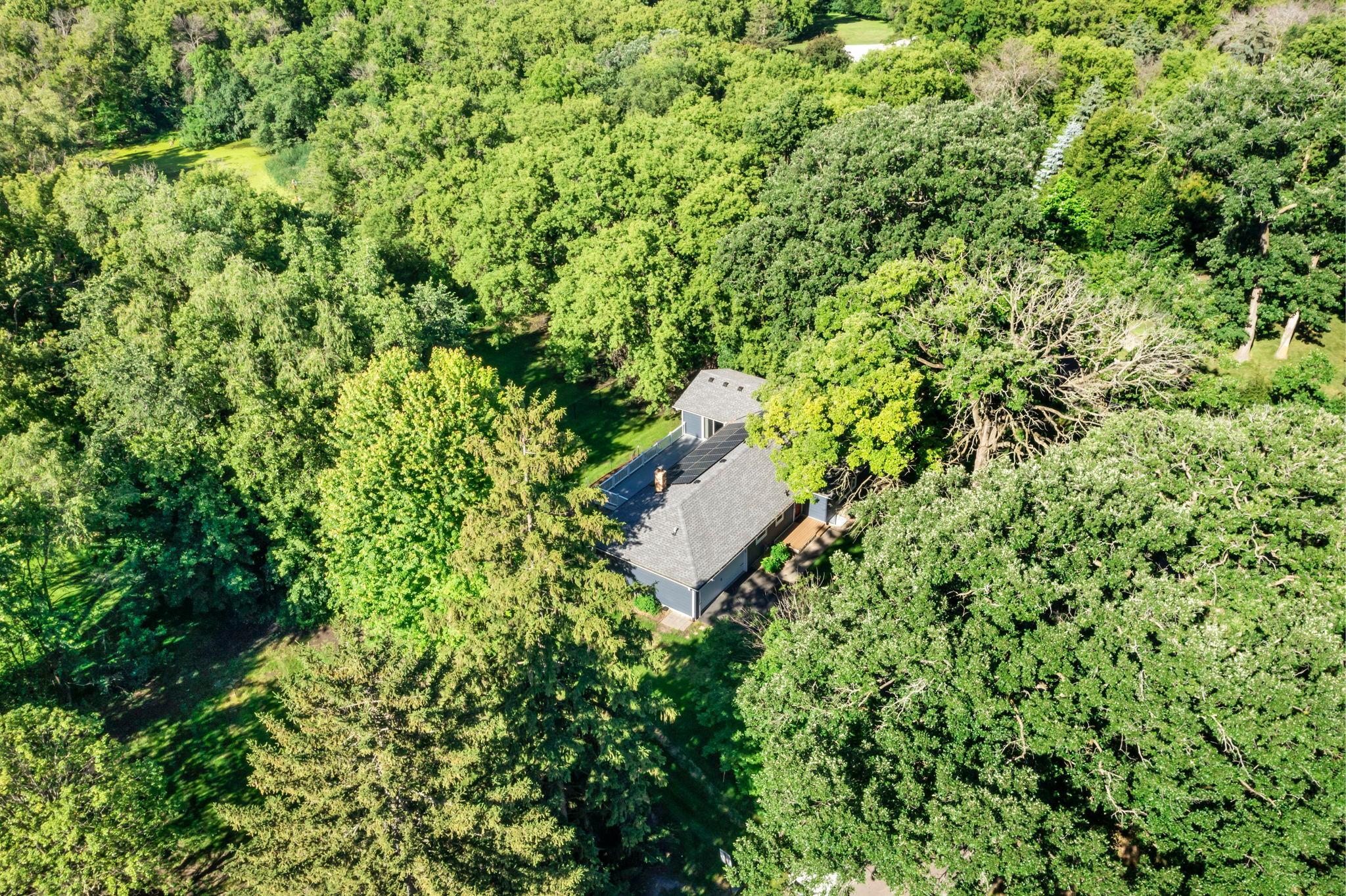 View of Residential at 16633 Temple Drive, Minnetonka MN 55345, Minnetonka (48 of 51) - Mike Wilen | Minnesota Team Real Estate