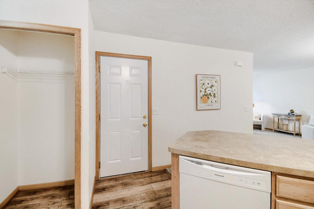 View of Residential at 2455 Yellowstone Drive #115, Hastings MN 55033, Hastings (10 of 24) - Mike Wilen | Minnesota Team Real Estate