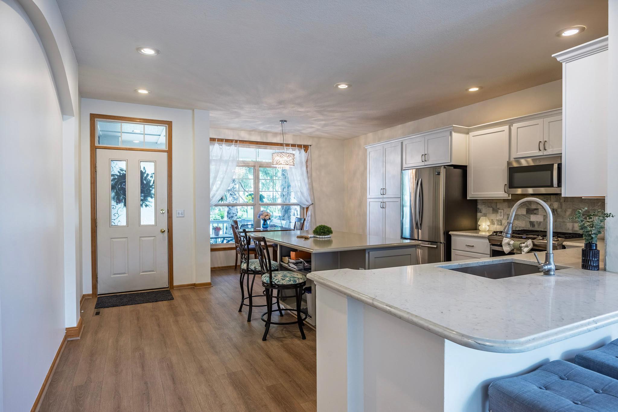 View of Residential at 15066 Dundee Avenue, Apple Valley MN 55124, Apple Valley (5 of 52) - Mike Wilen | Minnesota Team Real Estate