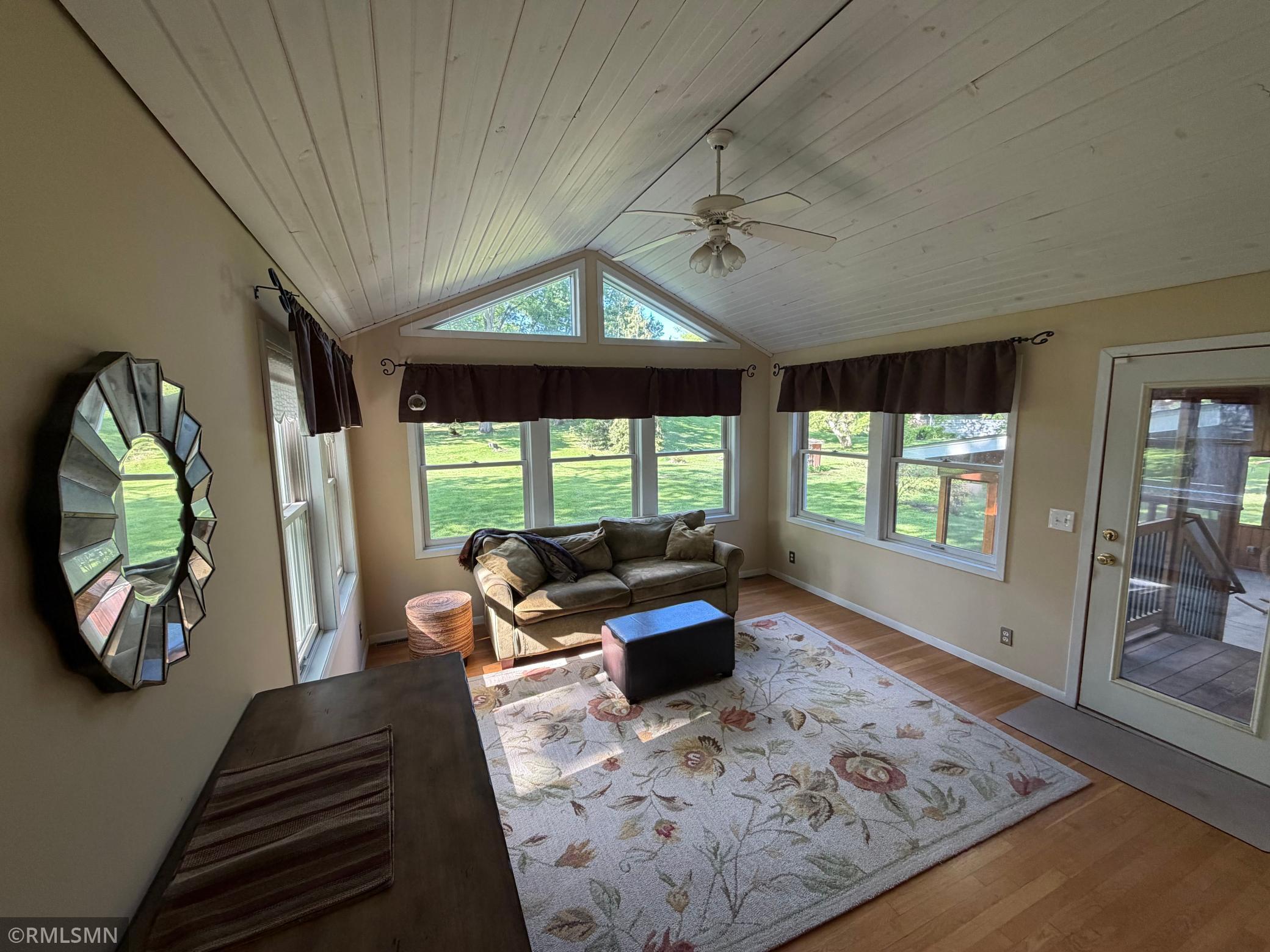 View of Residential at 16401 Temple Drive, Minnetonka MN 55345, Minnetonka (15 of 31) - Mike Wilen | Minnesota Team Real Estate
