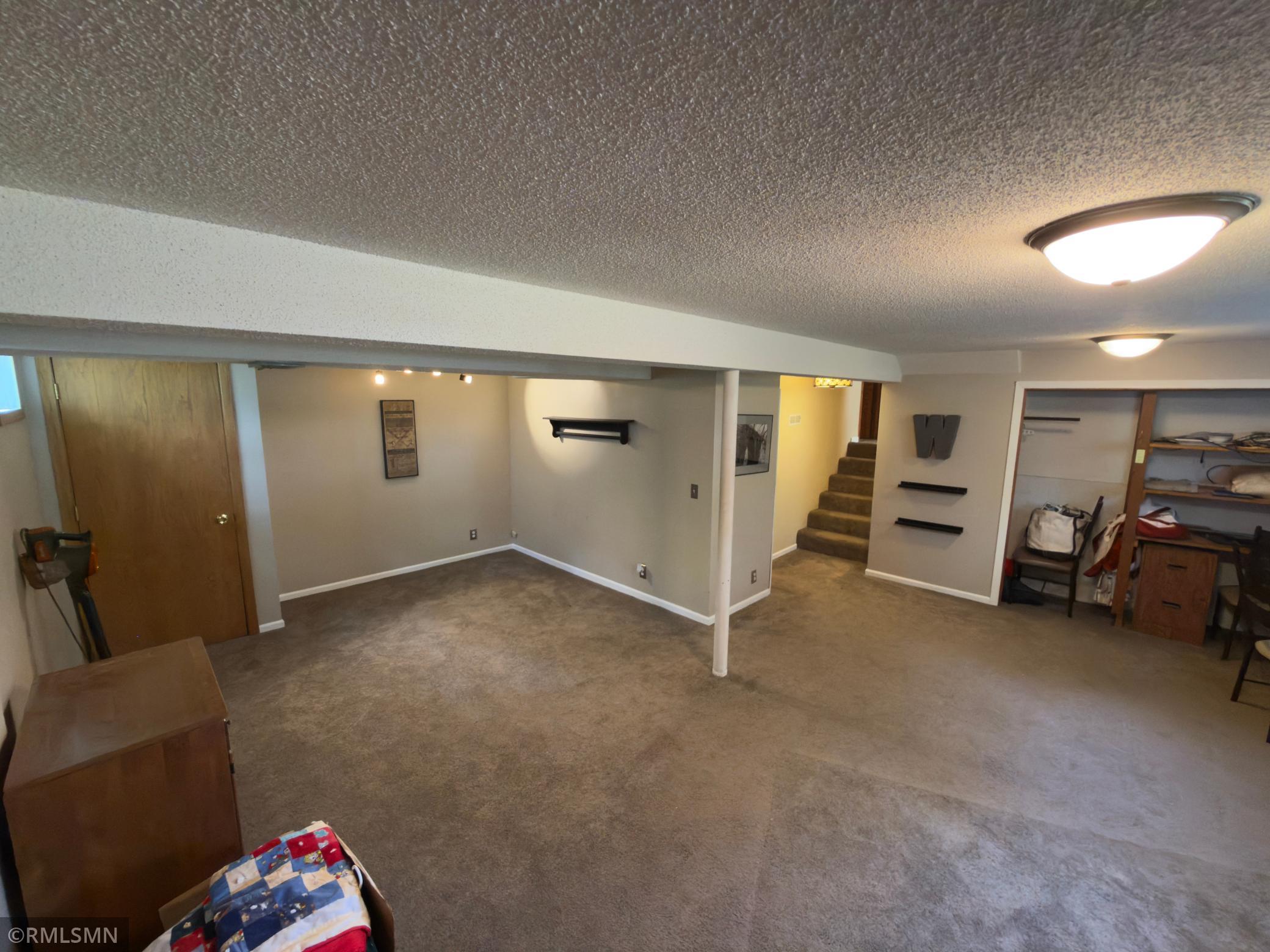 View of Residential at 16401 Temple Drive, Minnetonka MN 55345, Minnetonka (28 of 31) - Mike Wilen | Minnesota Team Real Estate