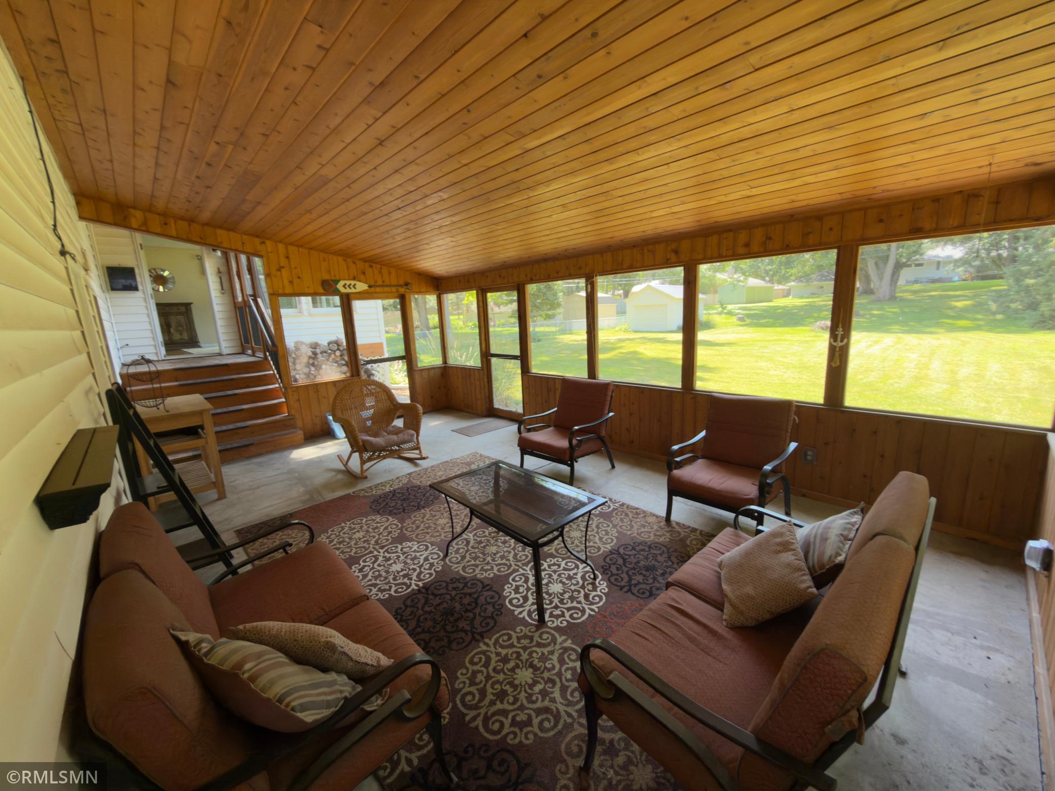 View of Residential at 16401 Temple Drive, Minnetonka MN 55345, Minnetonka (17 of 31) - Mike Wilen | Minnesota Team Real Estate