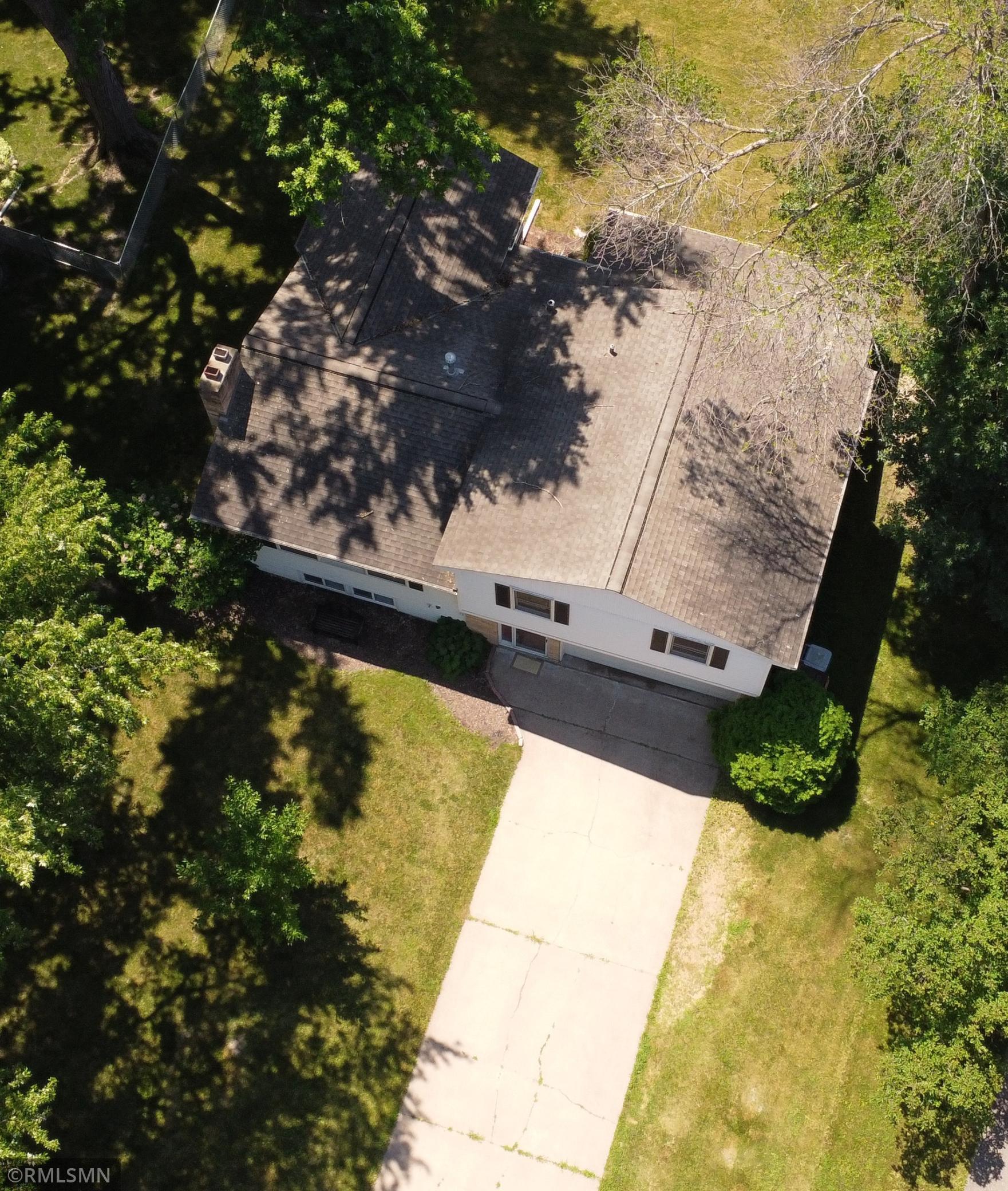 View of Residential at 16401 Temple Drive, Minnetonka MN 55345, Minnetonka (4 of 31) - Mike Wilen | Minnesota Team Real Estate