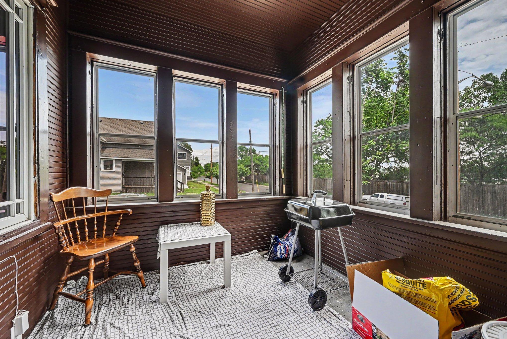 View of Residential Income at 2915 3rd Street, Minneapolis MN 55411, Minneapolis (21 of 26) - Mike Wilen | Minnesota Team Real Estate