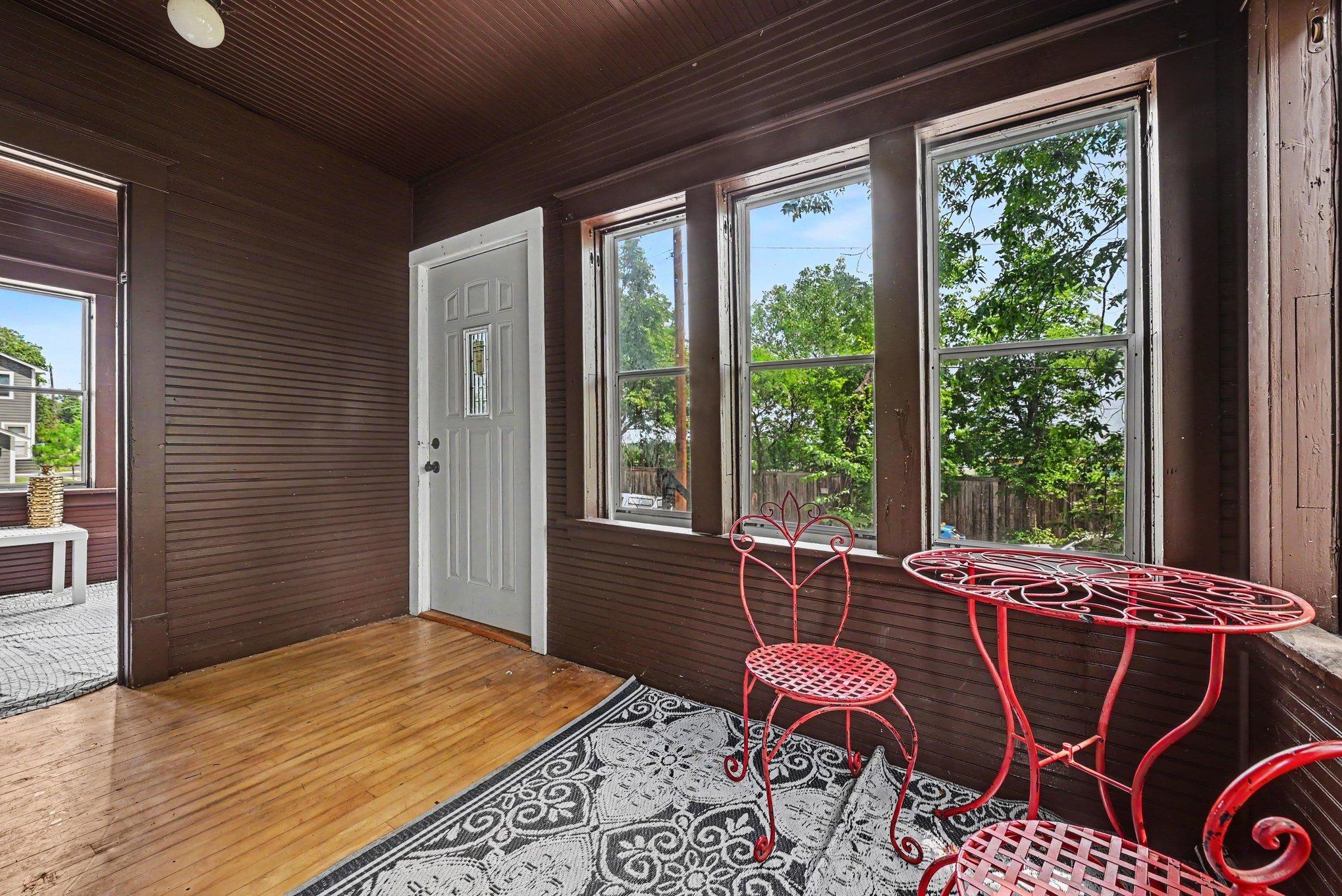 View of Residential Income at 2915 3rd Street, Minneapolis MN 55411, Minneapolis (4 of 26) - Mike Wilen | Minnesota Team Real Estate