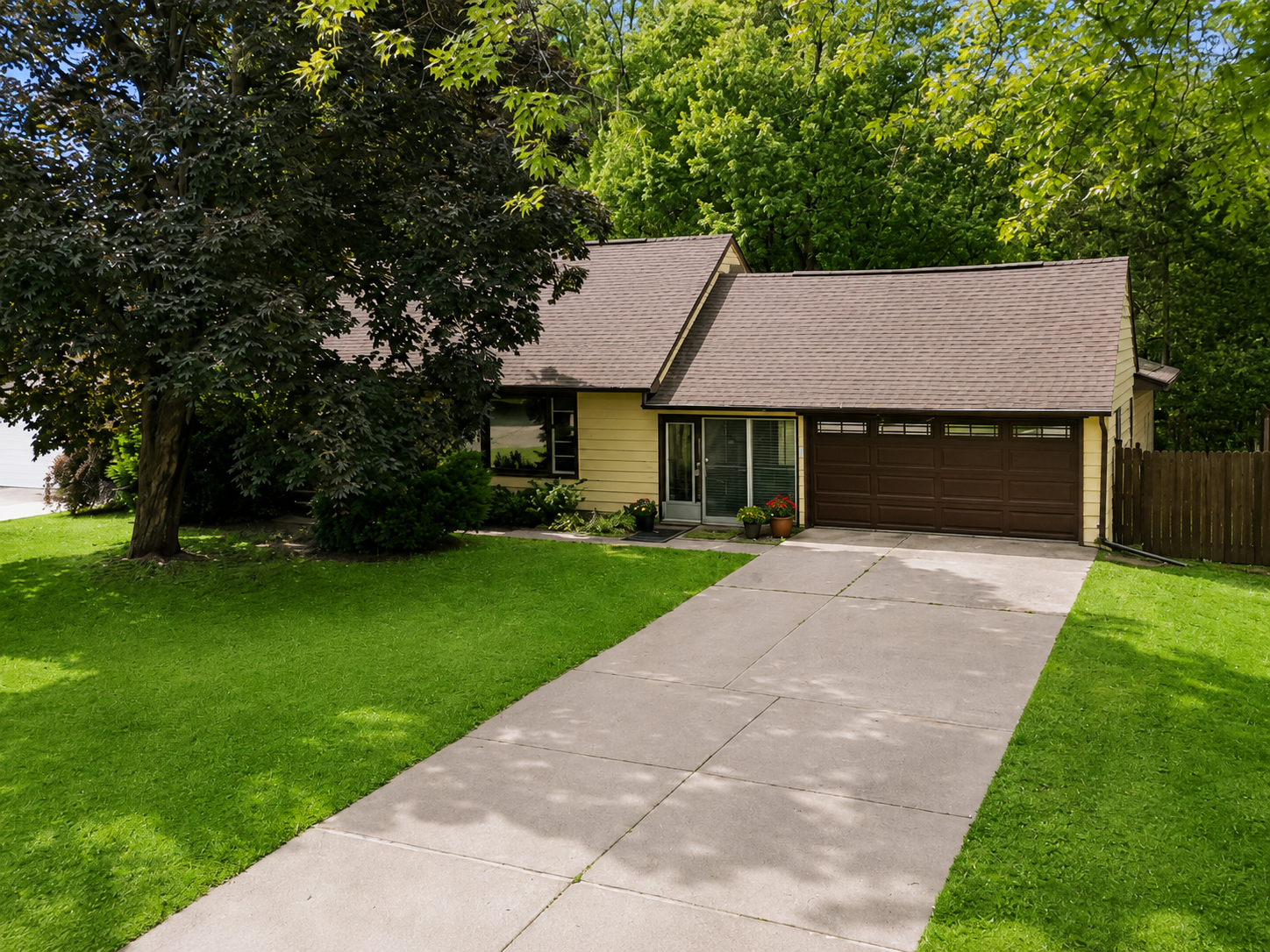View of Residential at 988 Sherren Street, Roseville MN 55113, Roseville - Mike Wilen | Minnesota Team Real Estate