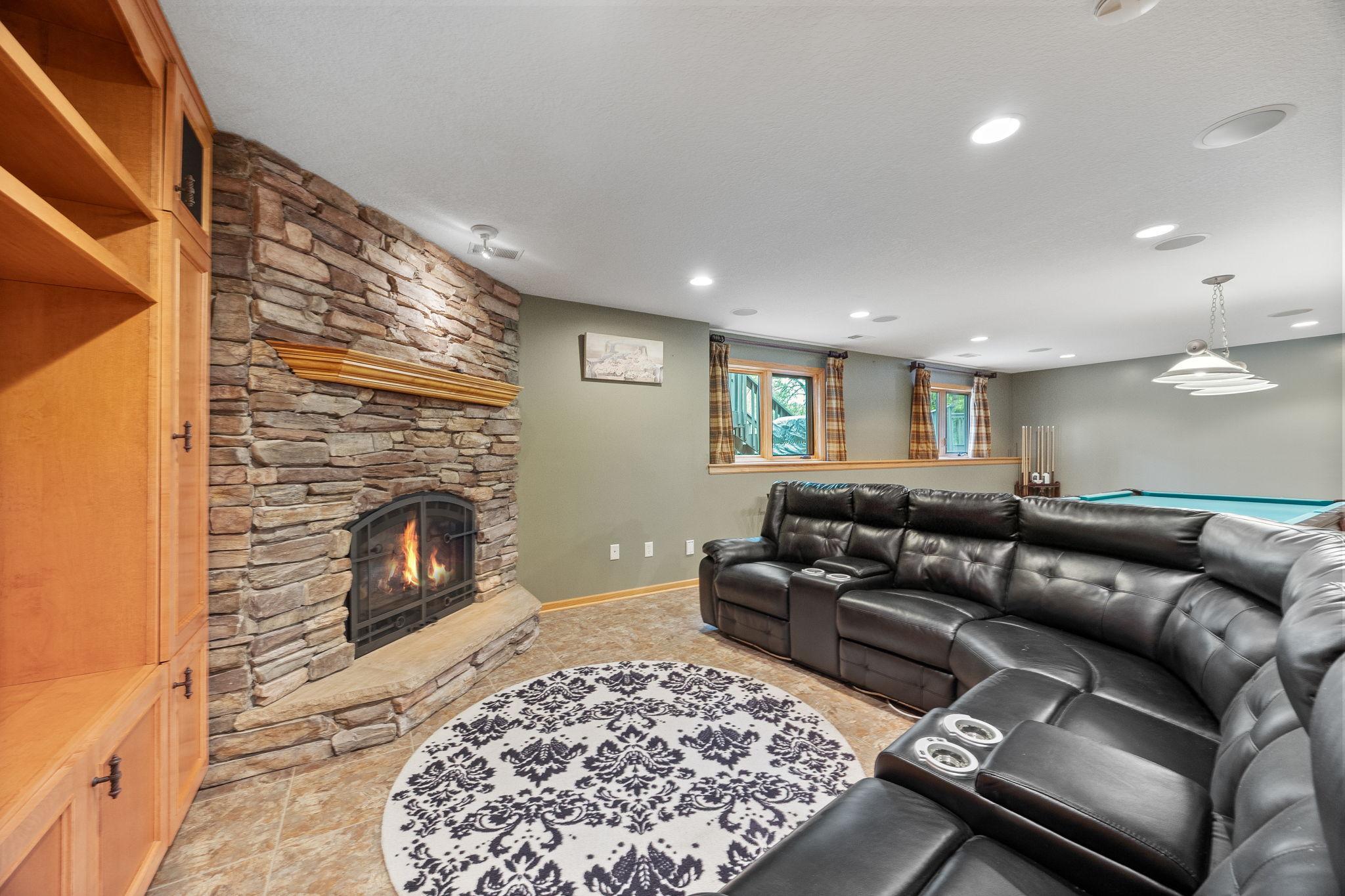 View of Residential at 5724 Auto Club Circle, Bloomington MN 55437, Bloomington (24 of 38) - Mike Wilen | Minnesota Team Real Estate