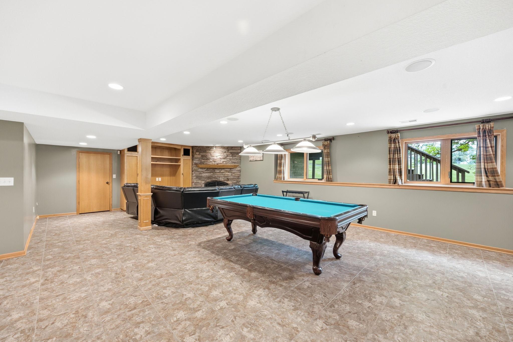 View of Residential at 5724 Auto Club Circle, Bloomington MN 55437, Bloomington (23 of 38) - Mike Wilen | Minnesota Team Real Estate