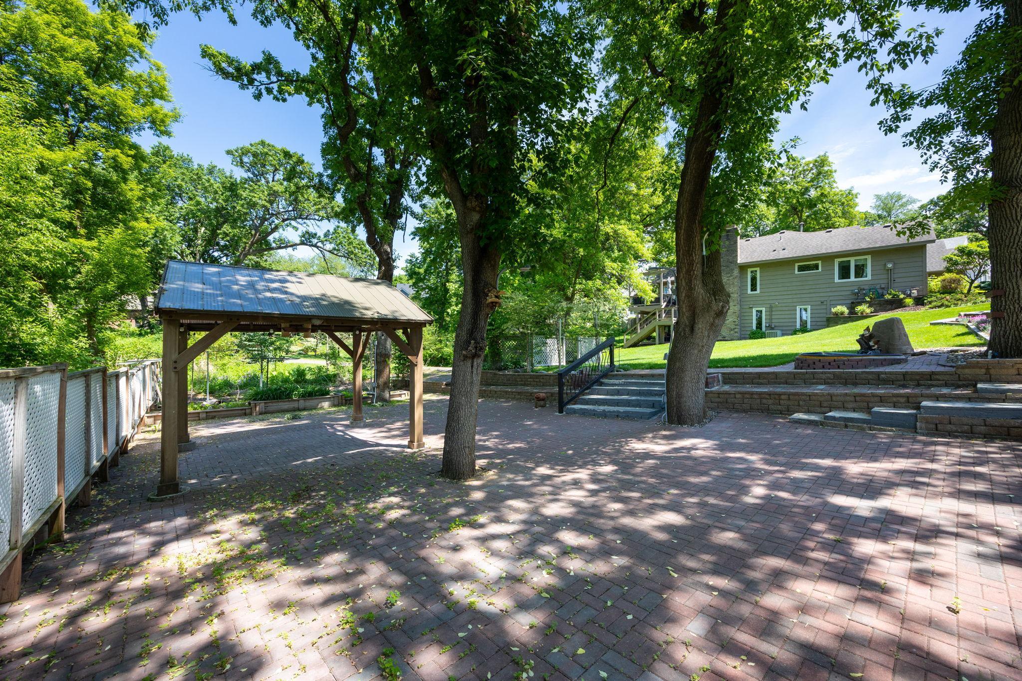 View of Residential at 5724 Auto Club Circle, Bloomington MN 55437, Bloomington (36 of 38) - Mike Wilen | Minnesota Team Real Estate