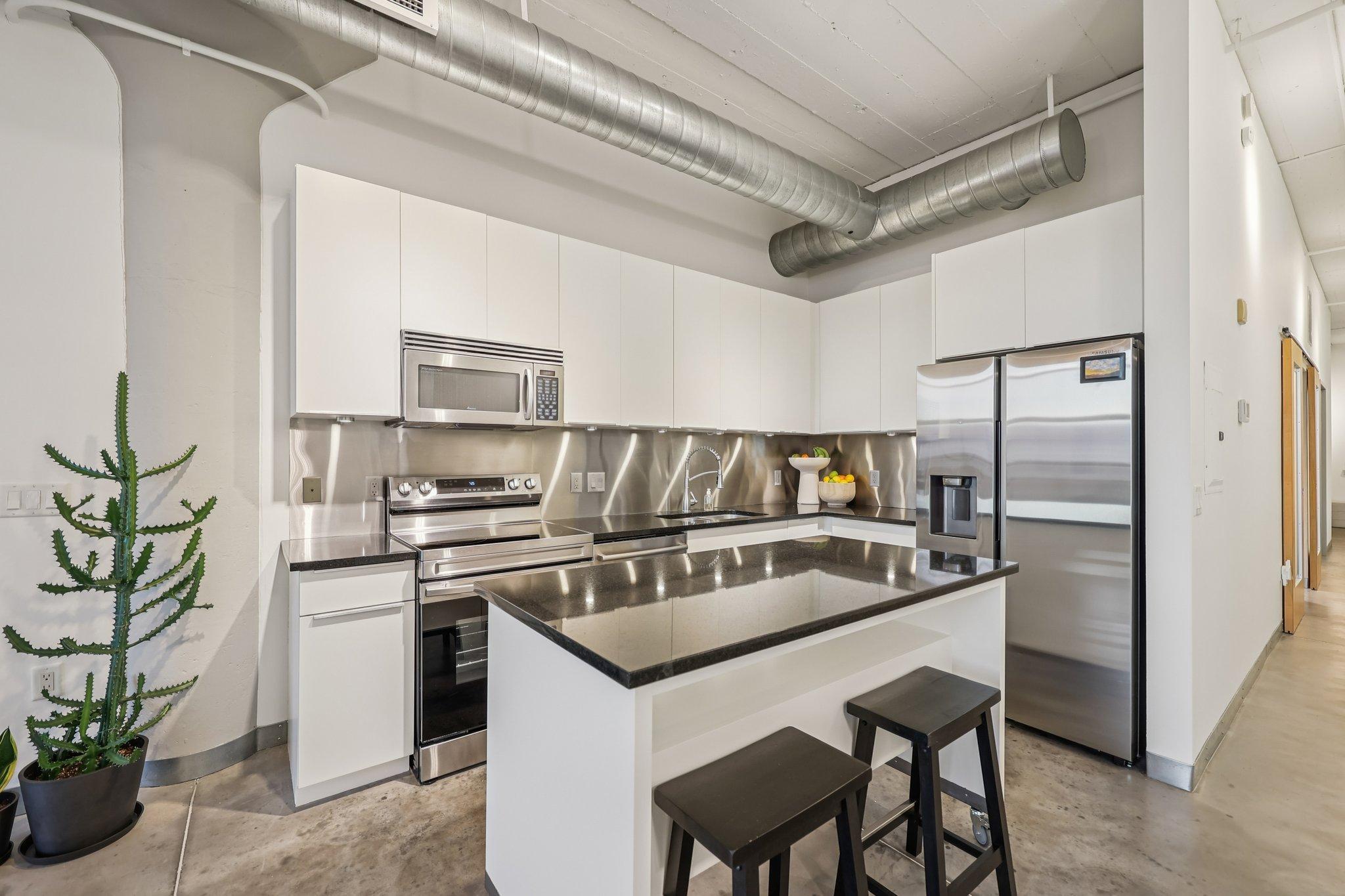 View of Residential at 2929 Chicago Avenue #1105, Minneapolis MN 55407, Minneapolis (9 of 56) - Mike Wilen | Minnesota Team Real Estate