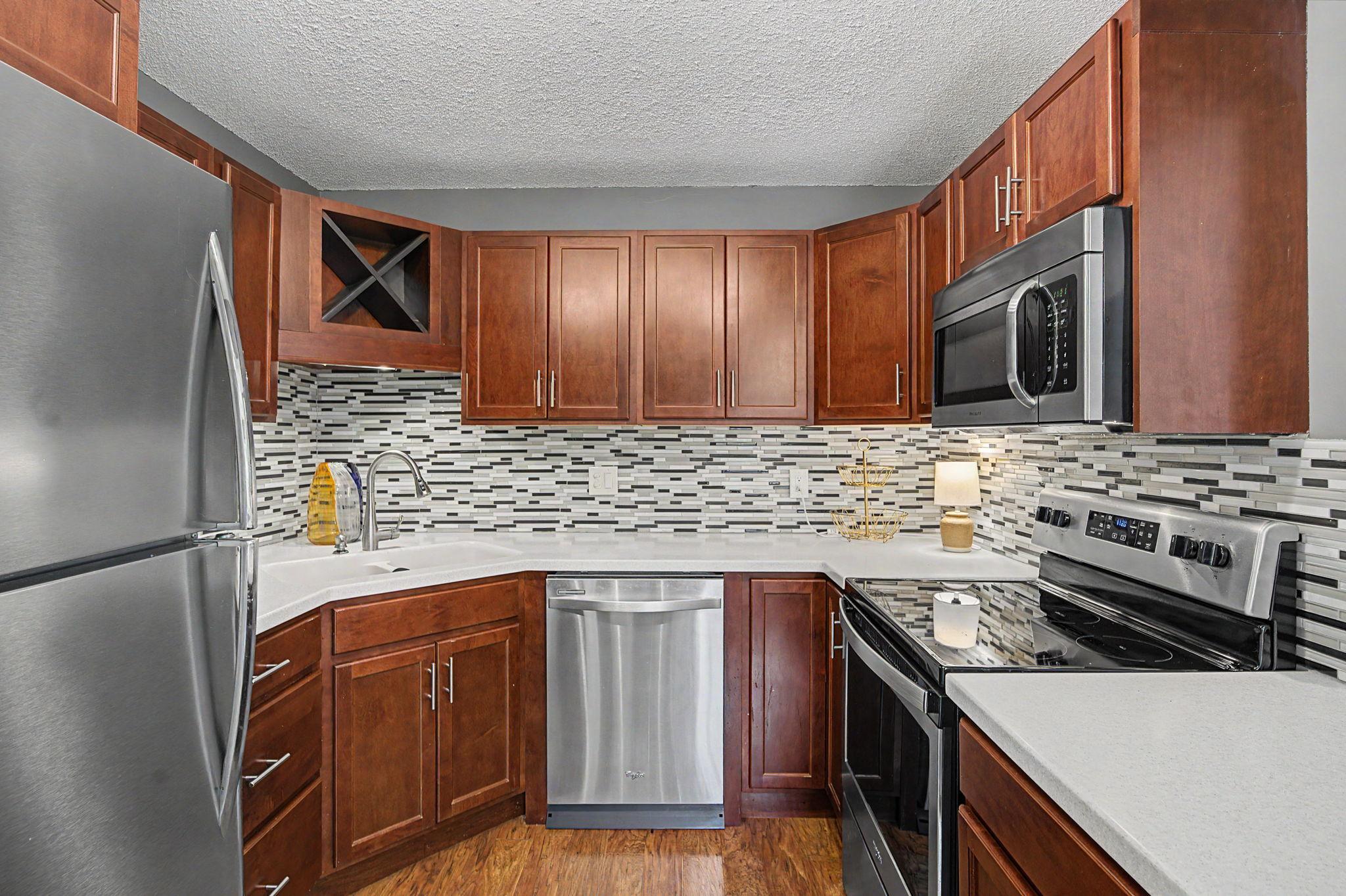 View of Residential at 2030 Ridge Drive #32, Saint Louis Park MN 55416, Saint Louis Park (7 of 17) - Mike Wilen | Minnesota Team Real Estate