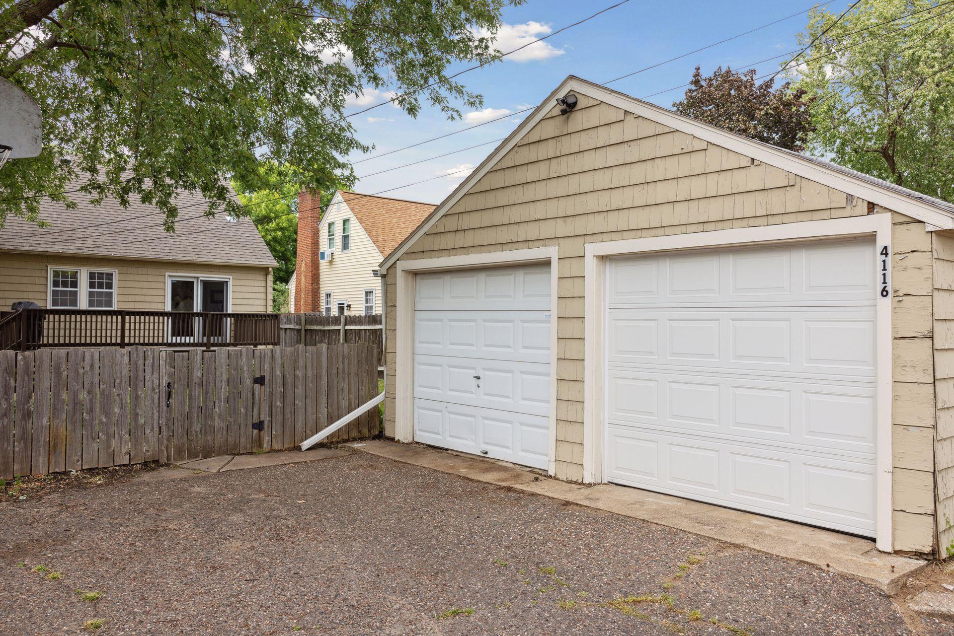 View of Residential at 4116 Zenith Avenue, Robbinsdale MN 55422, Robbinsdale (4 of 10) - Mike Wilen | Minnesota Team Real Estate