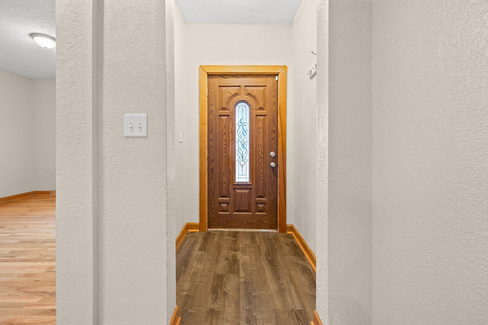 View of Residential at 2927 Girard Avenue, Minneapolis MN 55411, Minneapolis (7 of 23) - Mike Wilen | Minnesota Team Real Estate