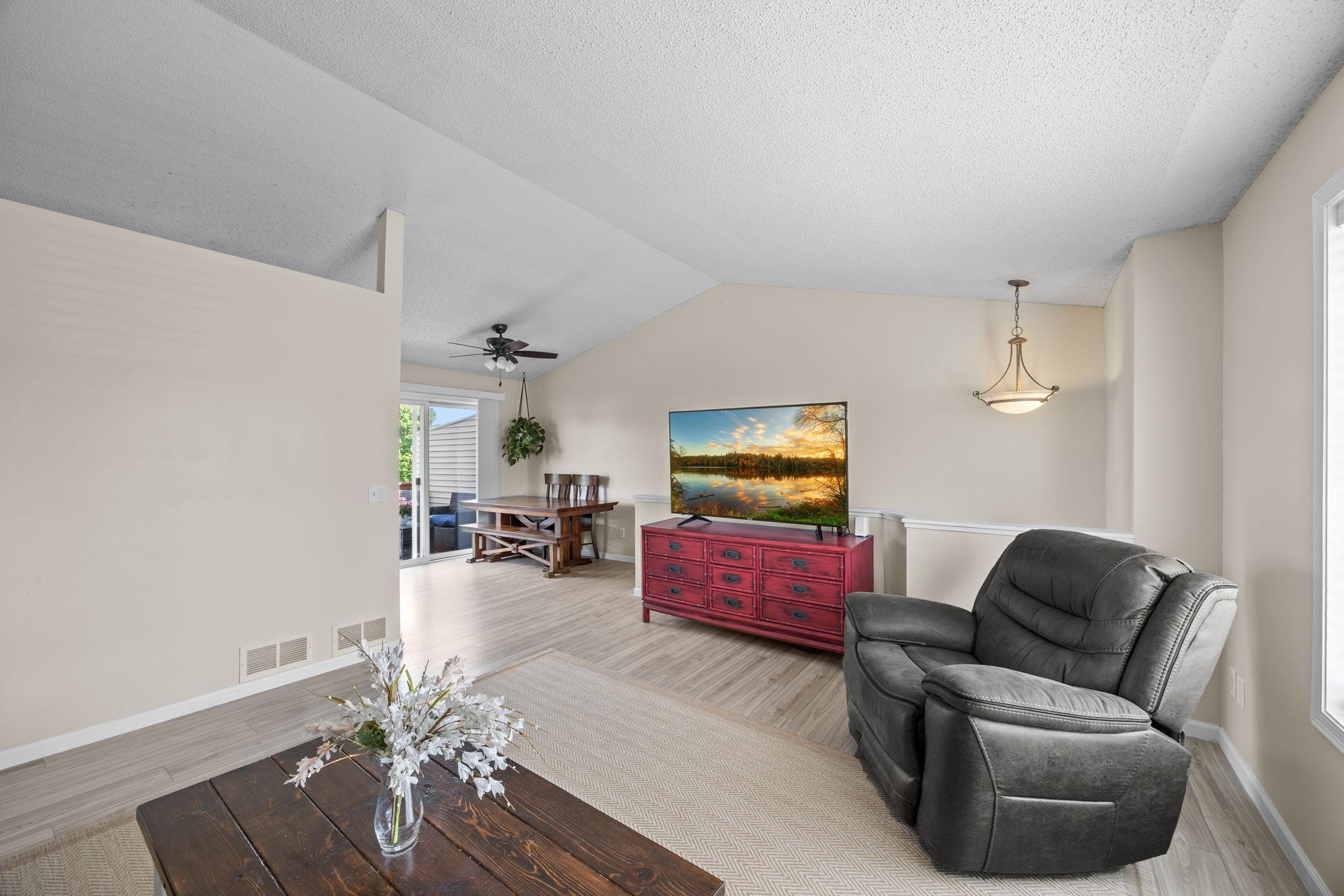 View of Residential at 1998 Brittany Court, Shakopee MN 55379, Shakopee (4 of 24) - Mike Wilen | Minnesota Team Real Estate