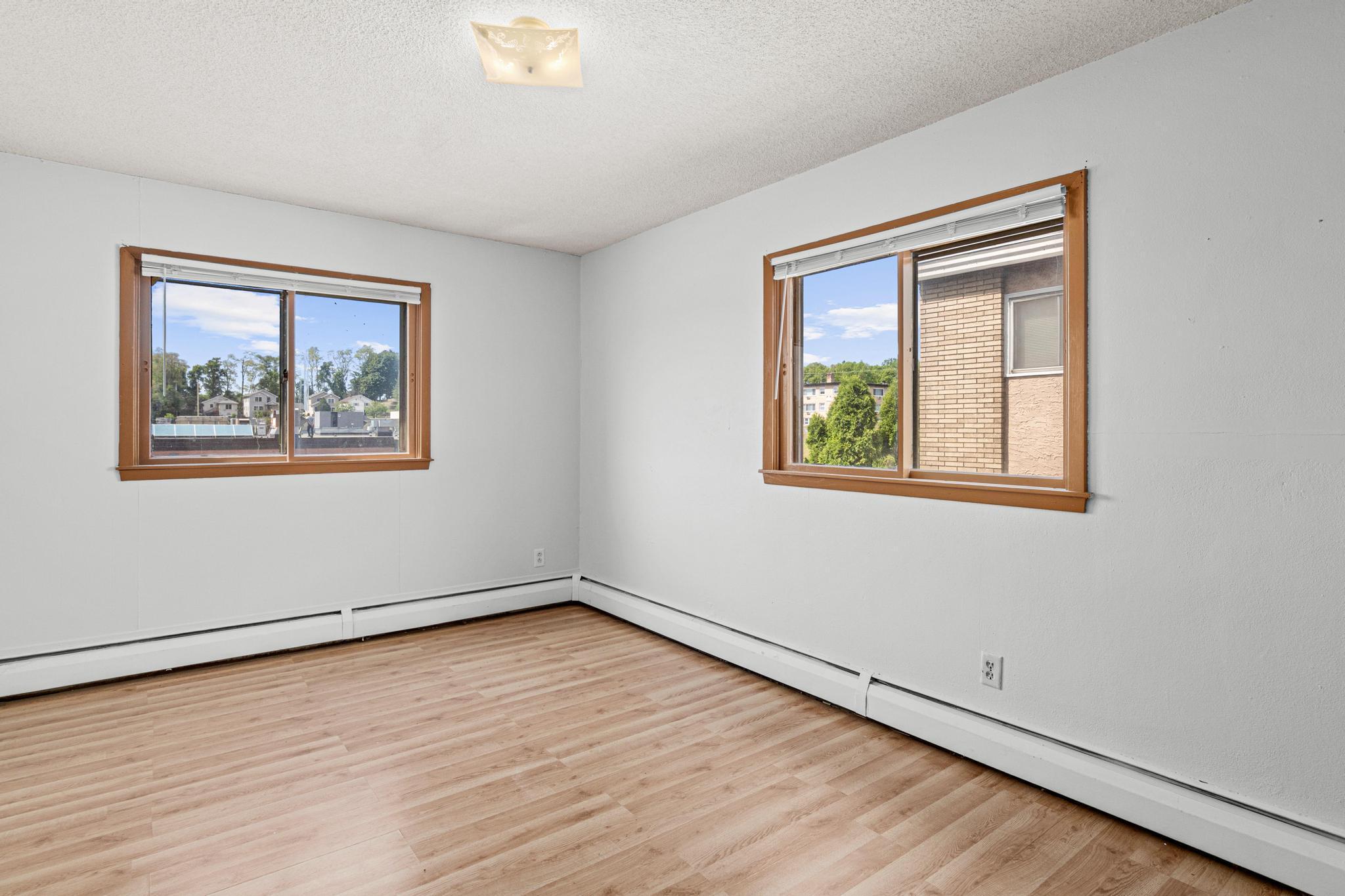 View of Commercial Sale at 1339 Conway Street, Saint Paul MN 55106, Saint Paul (23 of 29) - Mike Wilen | Minnesota Team Real Estate