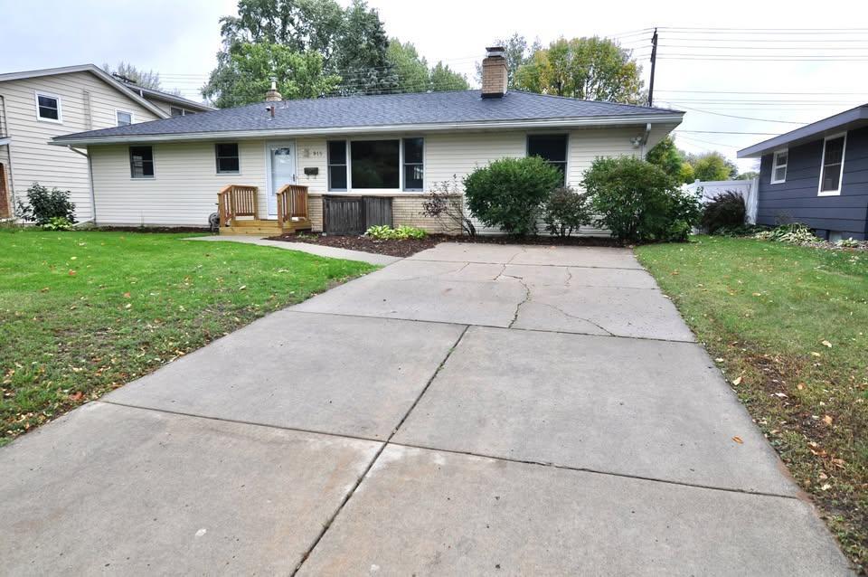 View of Residential at 915 Fuller Street, Shakopee MN 55379, Shakopee (19 of 19) - Mike Wilen | Minnesota Team Real Estate