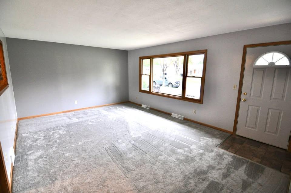 View of Residential at 915 Fuller Street, Shakopee MN 55379, Shakopee (4 of 19) - Mike Wilen | Minnesota Team Real Estate