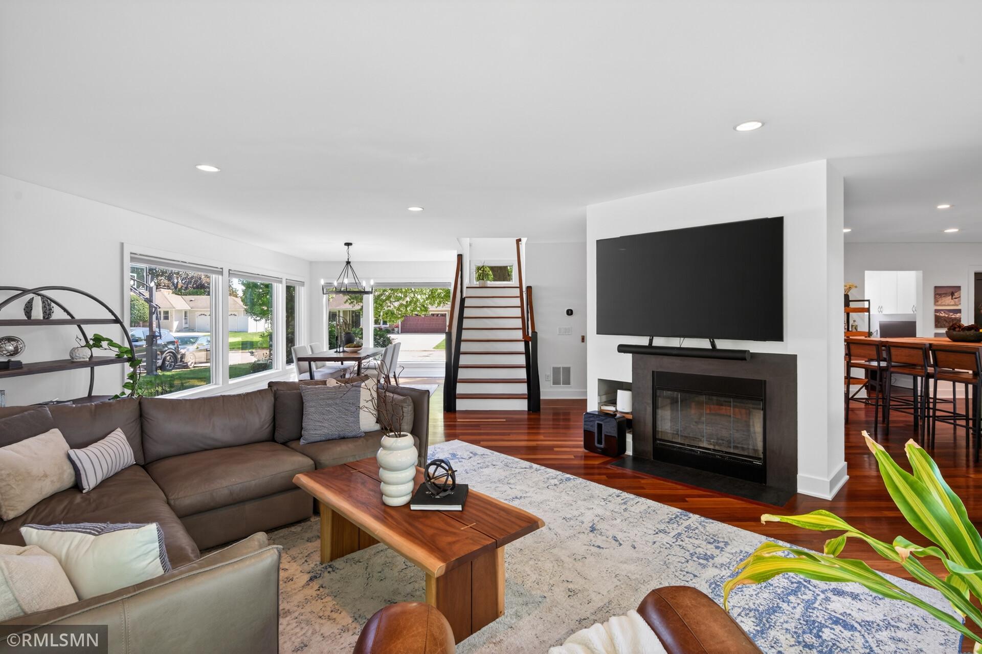 View of Residential at 5148 Danens Drive, Edina MN 55439, Edina (12 of 55) - Mike Wilen | Minnesota Team Real Estate