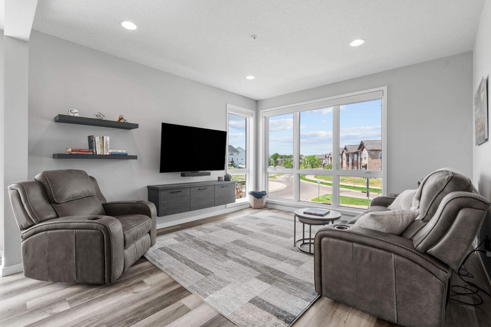 View of Residential at 16162 Eagleview Drive, Lakeville MN 55044, Lakeville (3 of 27) - Mike Wilen | Minnesota Team Real Estate
