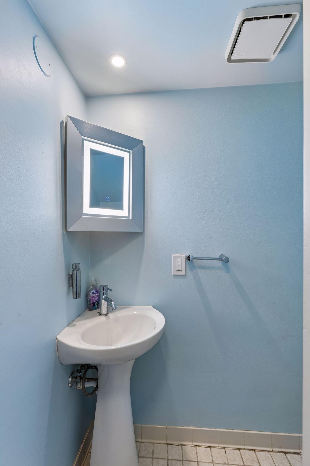 View of Residential at 3680 Independence Avenue #10, Saint Louis Park MN 55426, Saint Louis Park (17 of 37) - Mike Wilen | Minnesota Team Real Estate