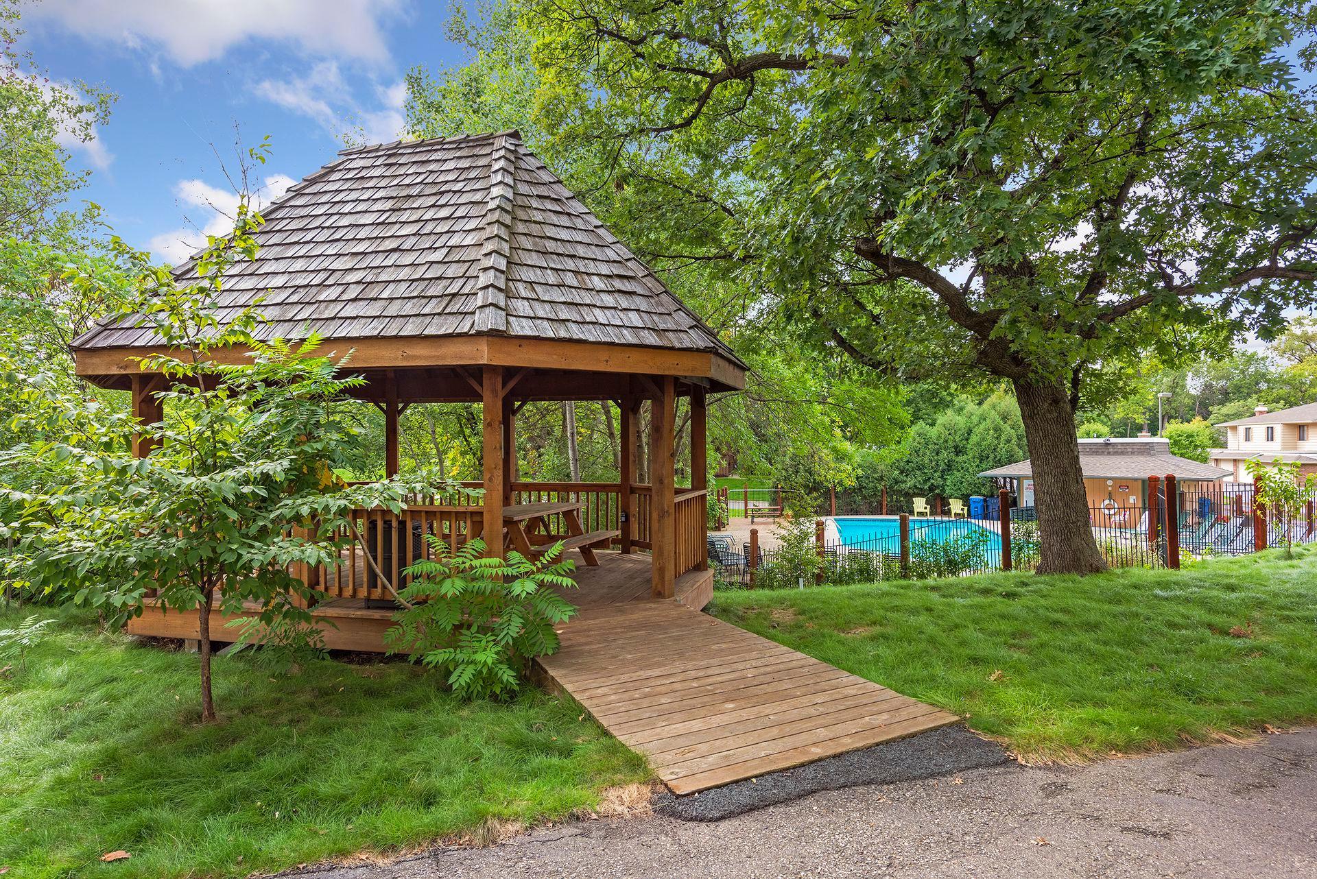 View of Residential at 3680 Independence Avenue #10, Saint Louis Park MN 55426, Saint Louis Park (28 of 37) - Mike Wilen | Minnesota Team Real Estate
