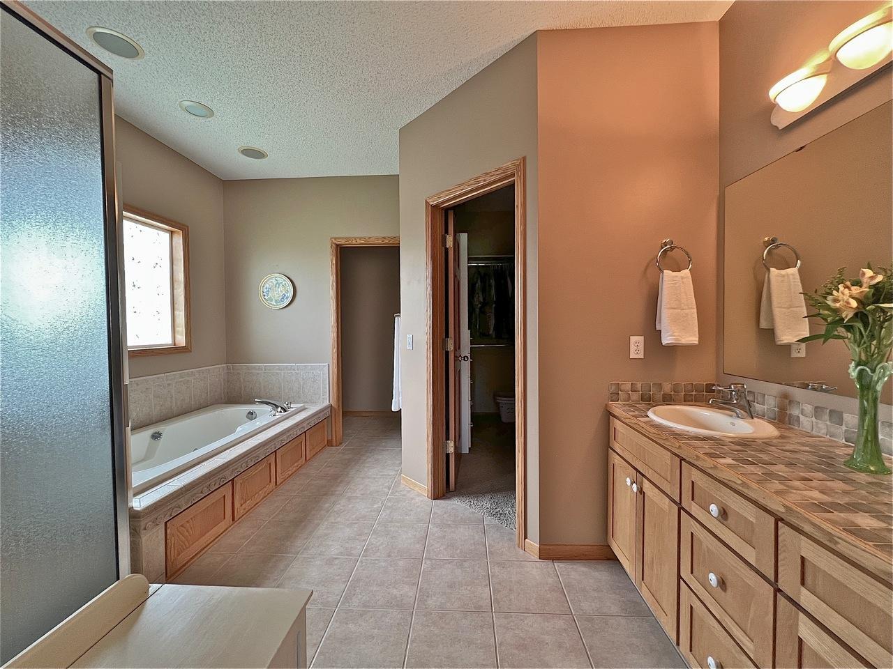 View of Residential at 2996 Fairway Drive, Chaska MN 55318, Chaska (18 of 56) - Mike Wilen | Minnesota Team Real Estate