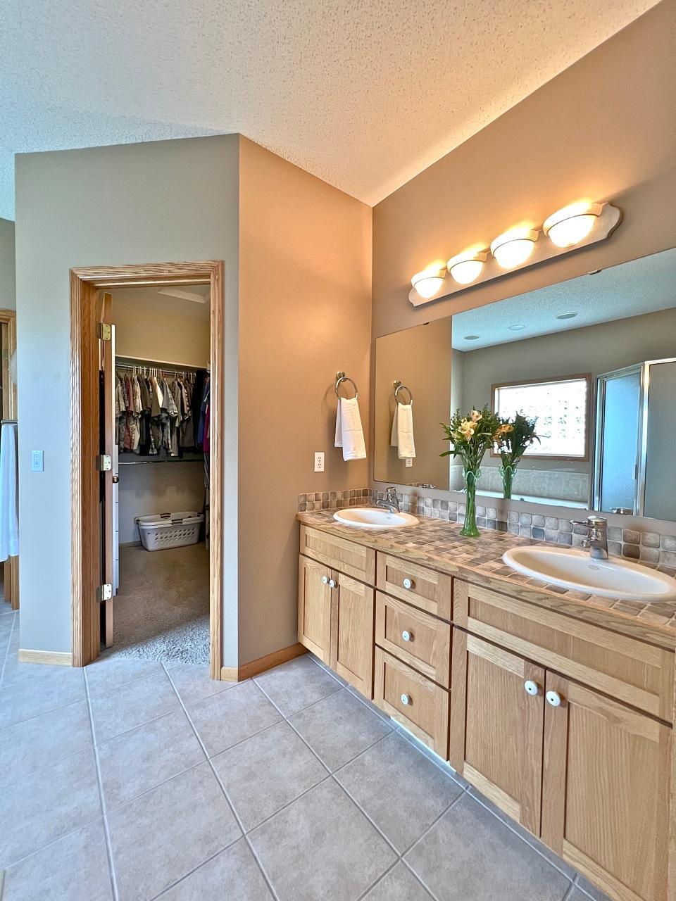 View of Residential at 2996 Fairway Drive, Chaska MN 55318, Chaska (19 of 56) - Mike Wilen | Minnesota Team Real Estate